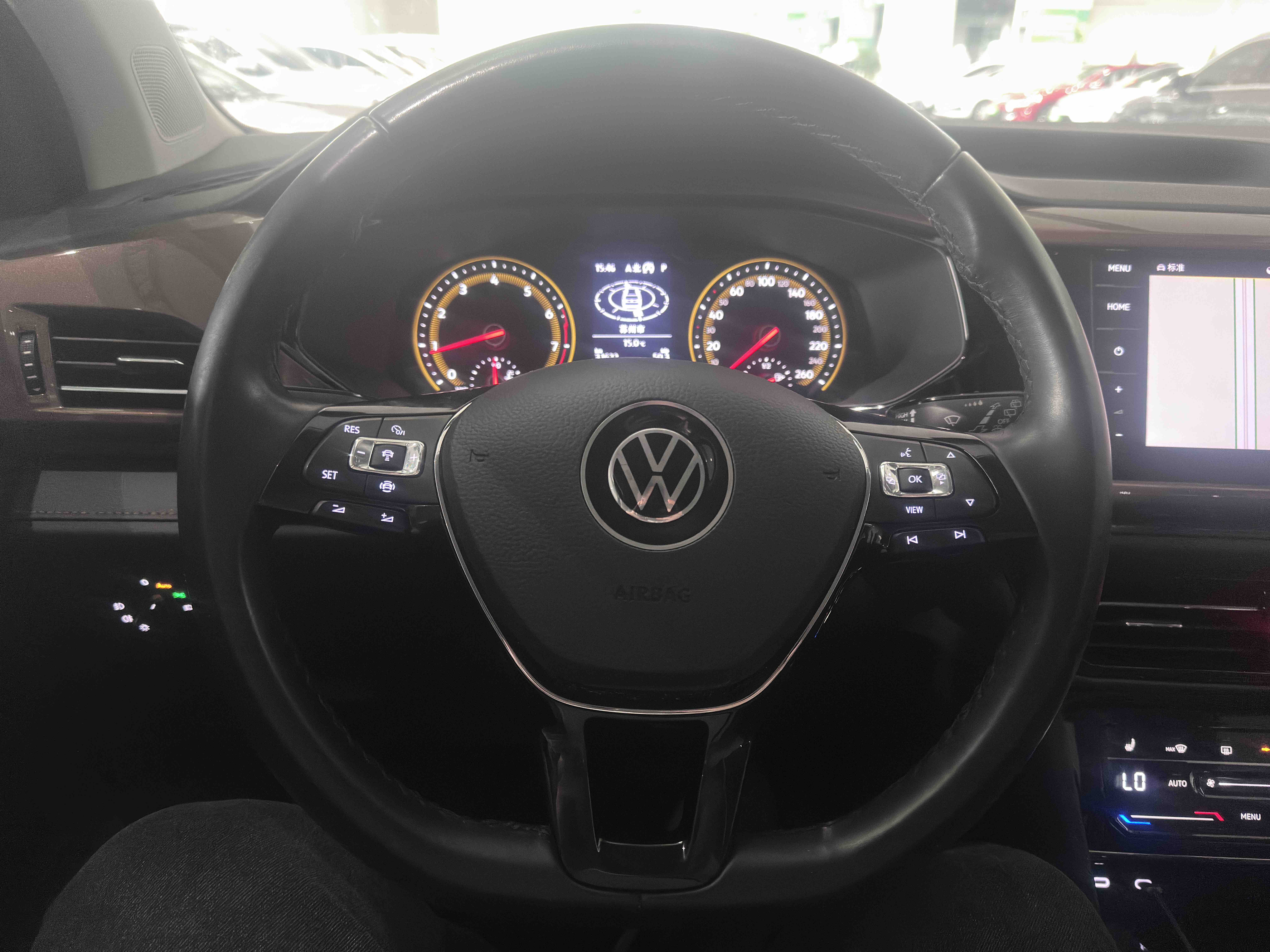 Volkswagen Tharu 2021 immagine di auto #4