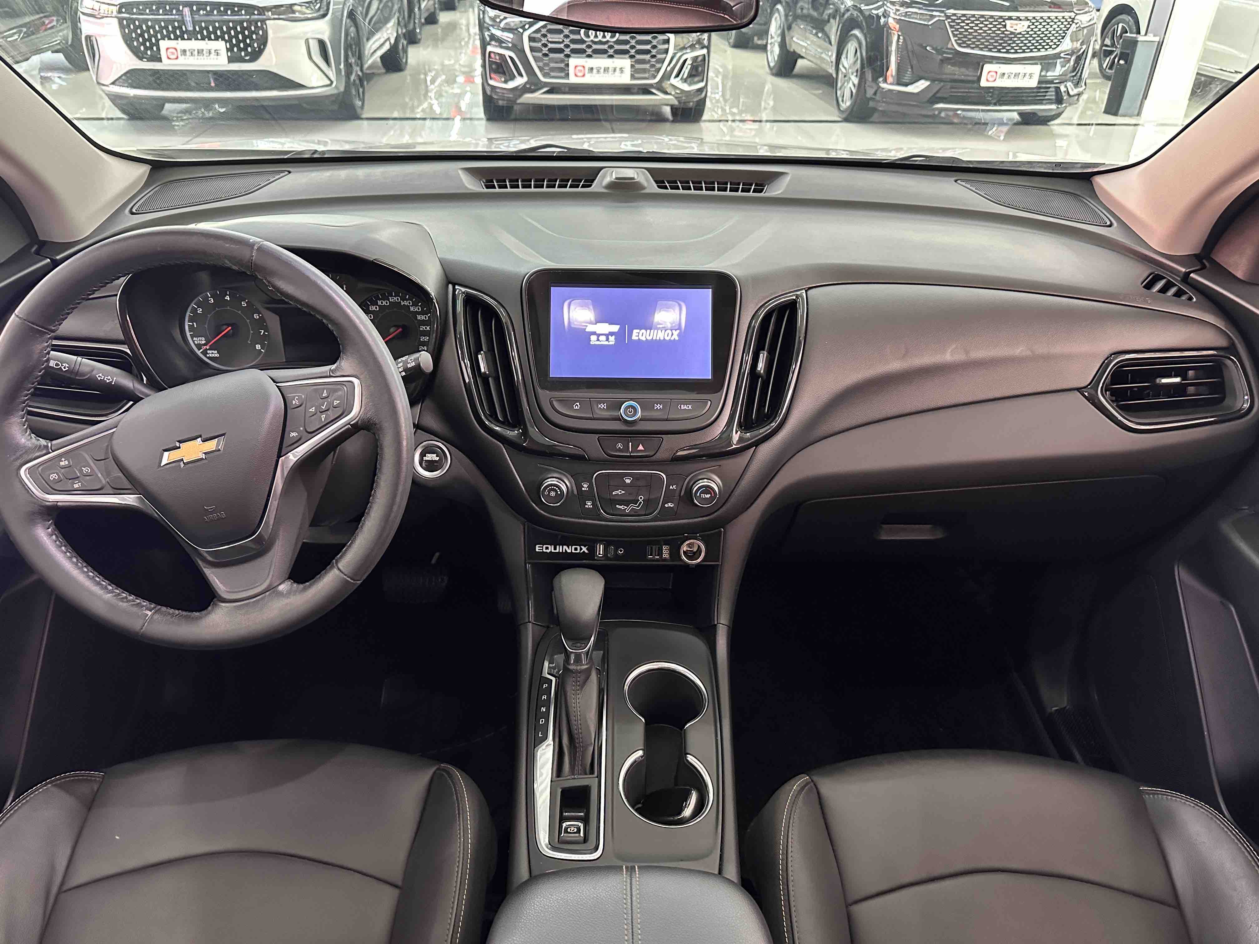 Chevrolet Equinox 2021 immagine di auto #4