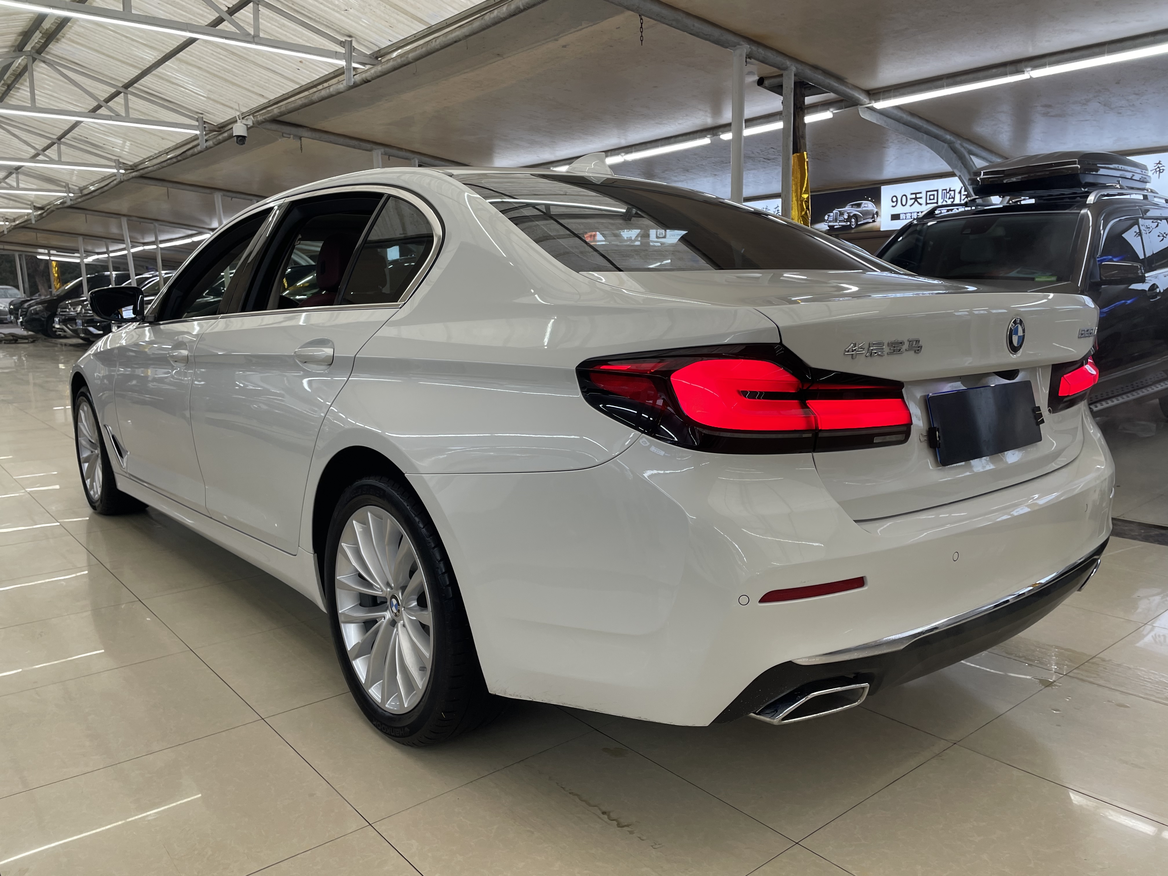 BMW 5 Series 2021 car image #4