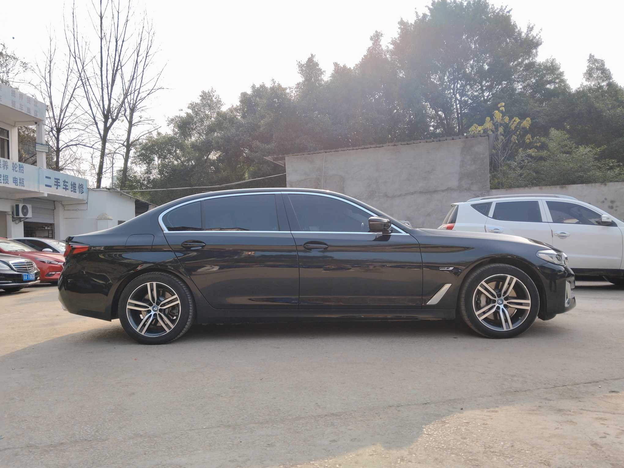 BMW 5 Series New Energy 2022 car image #4