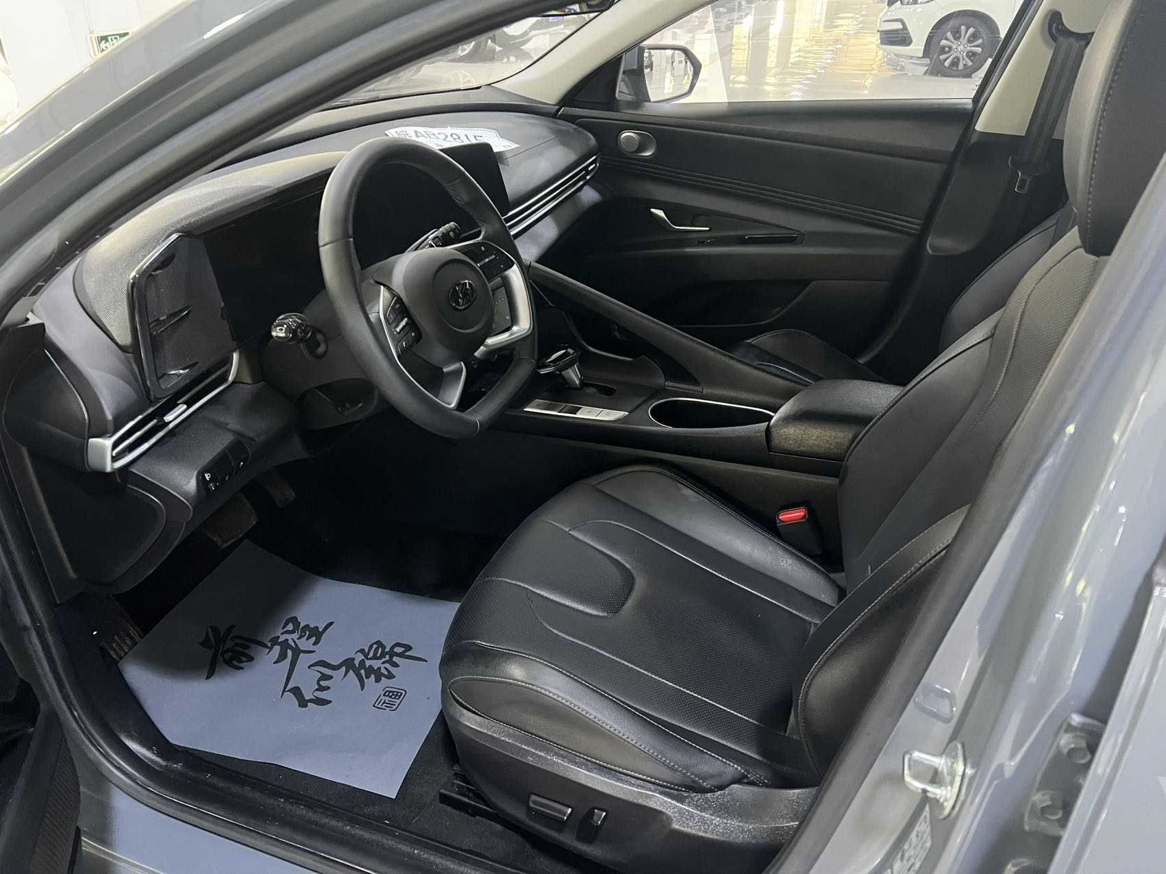 Hyundai Elantra 2021 immagine di auto #4