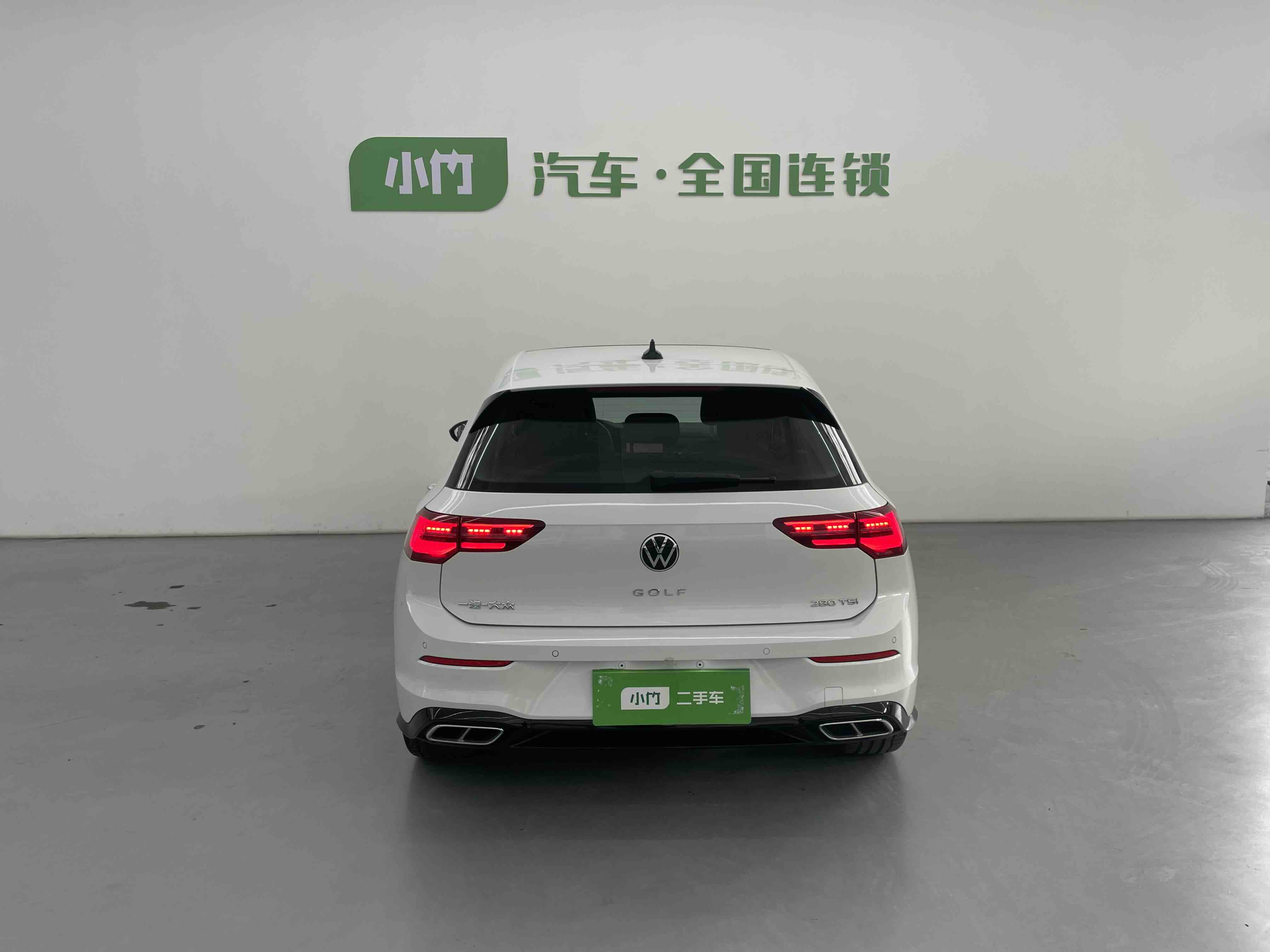 Volkswagen Golf 2022 car image #4