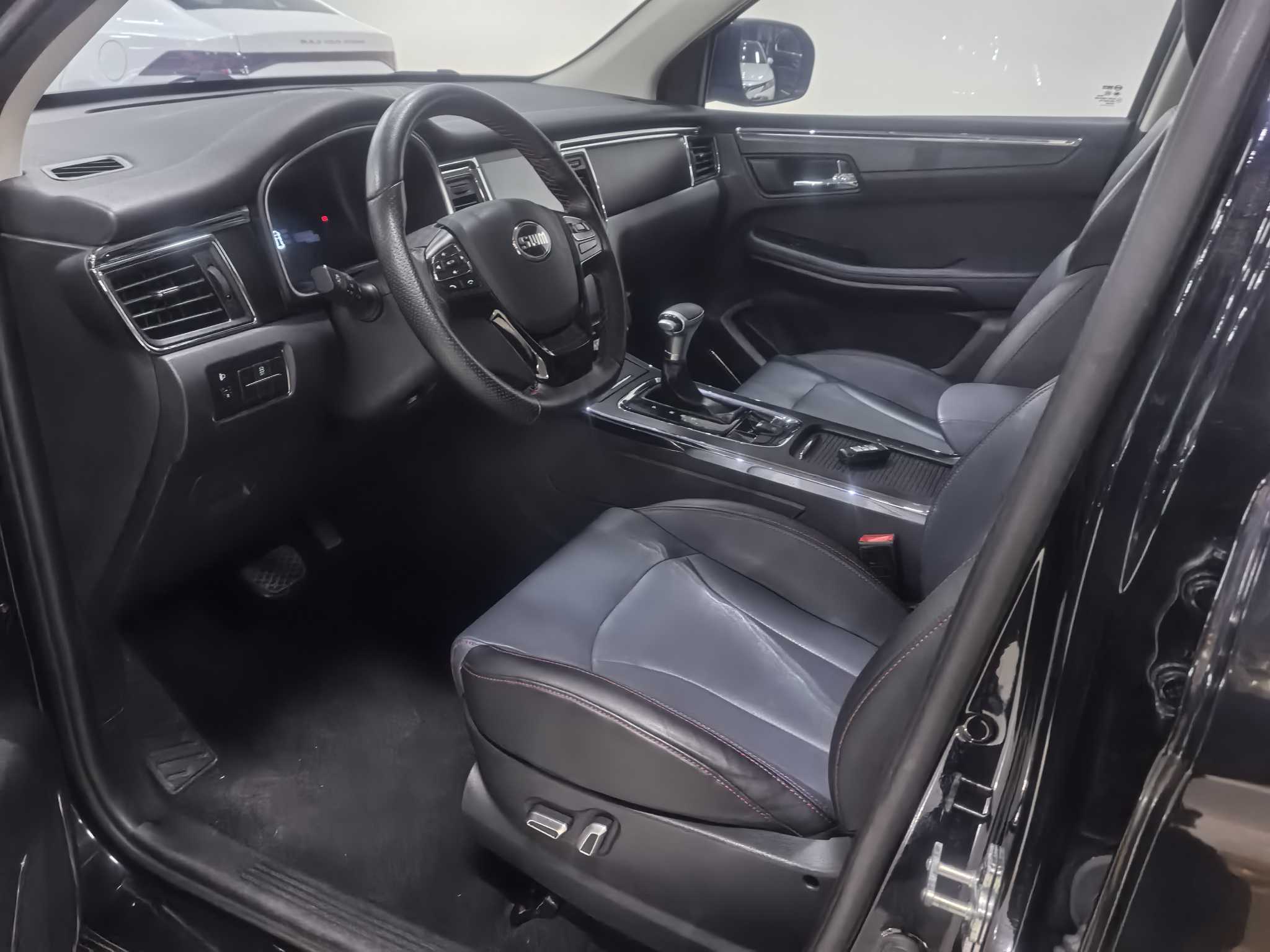 SWM斯威汽车 SWM斯威G05 2021 汽车图片 #4