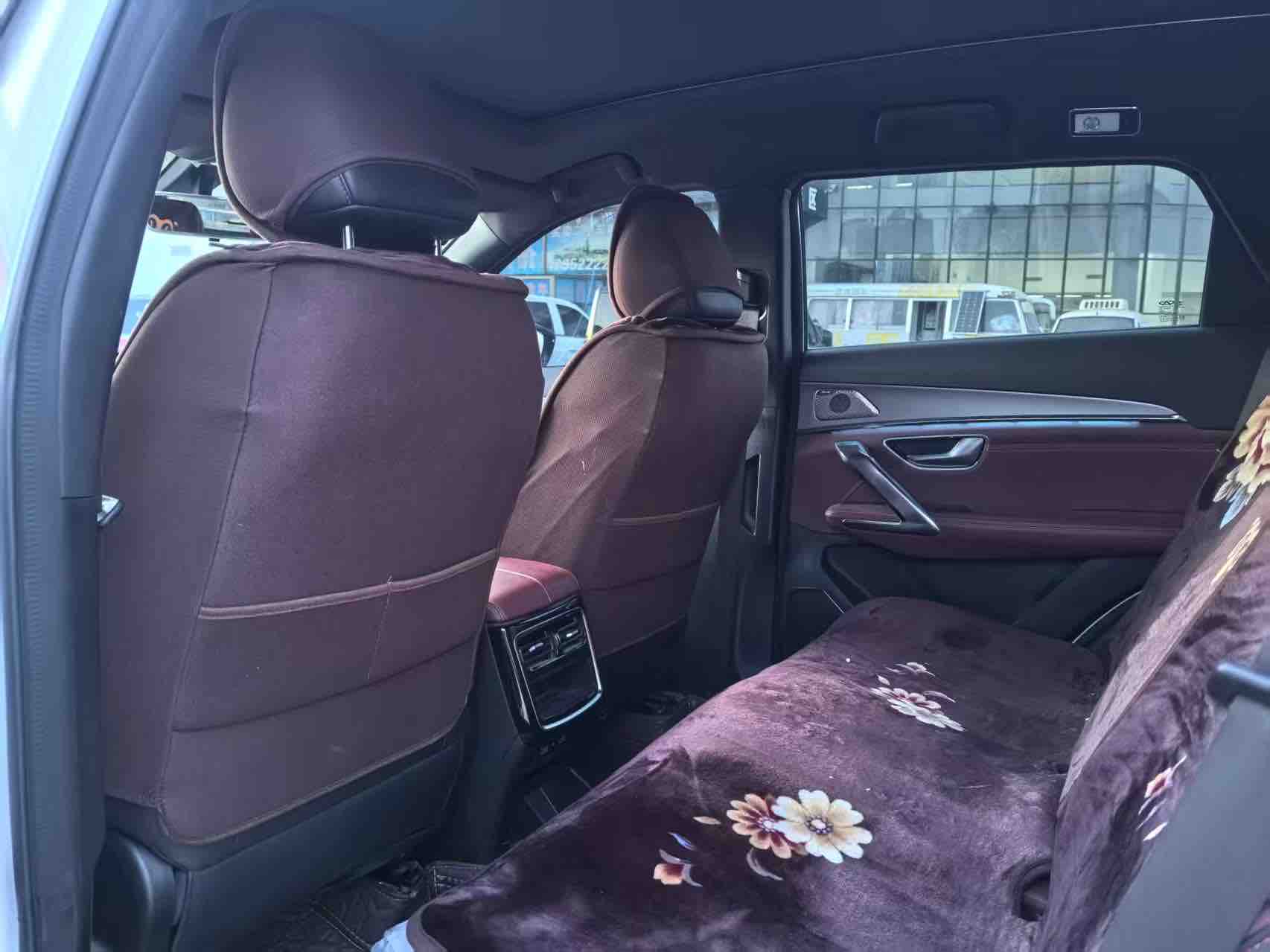 X70 PLUS 2022 car image #4