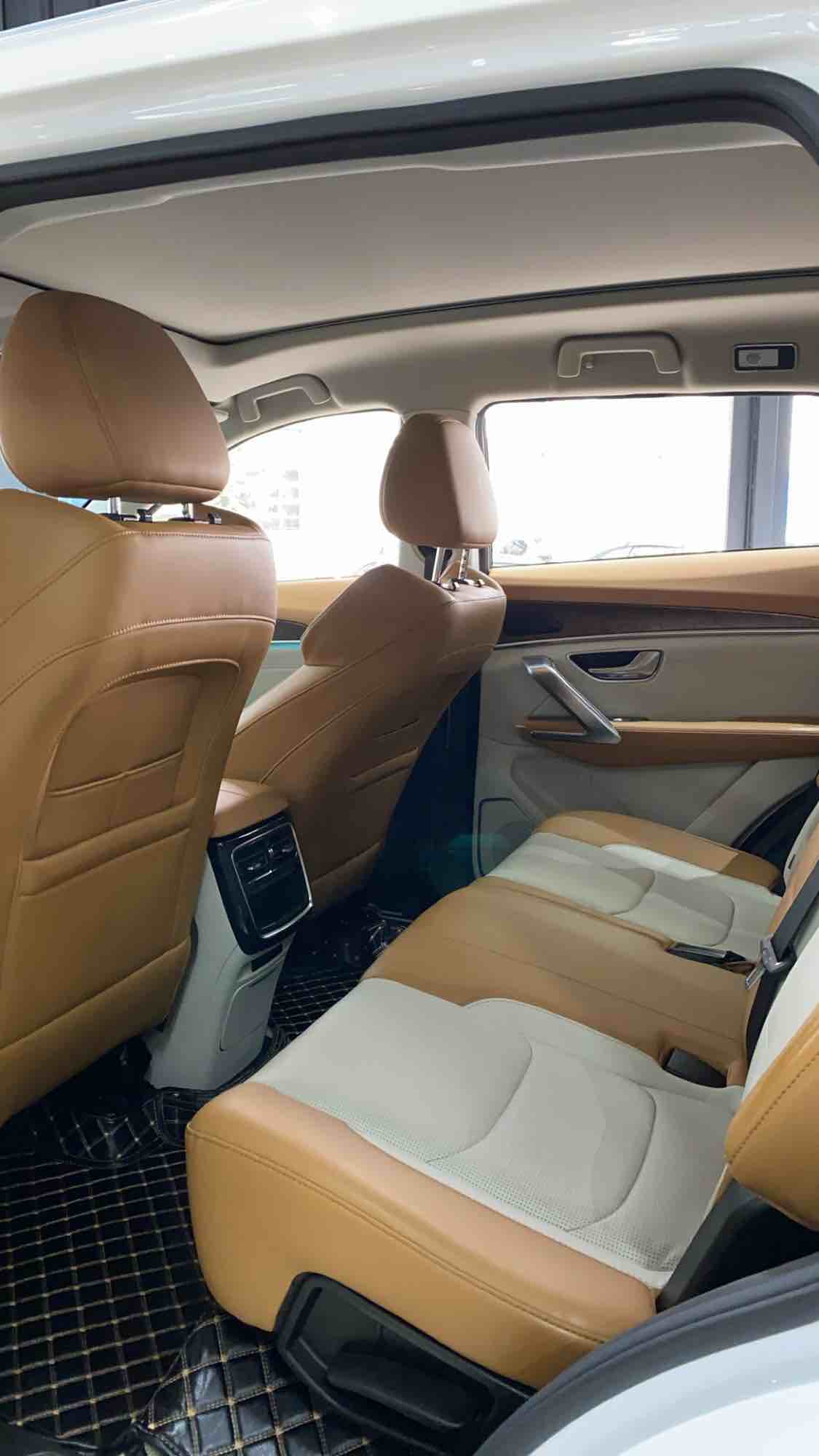 X70 PLUS 2022 car image #4