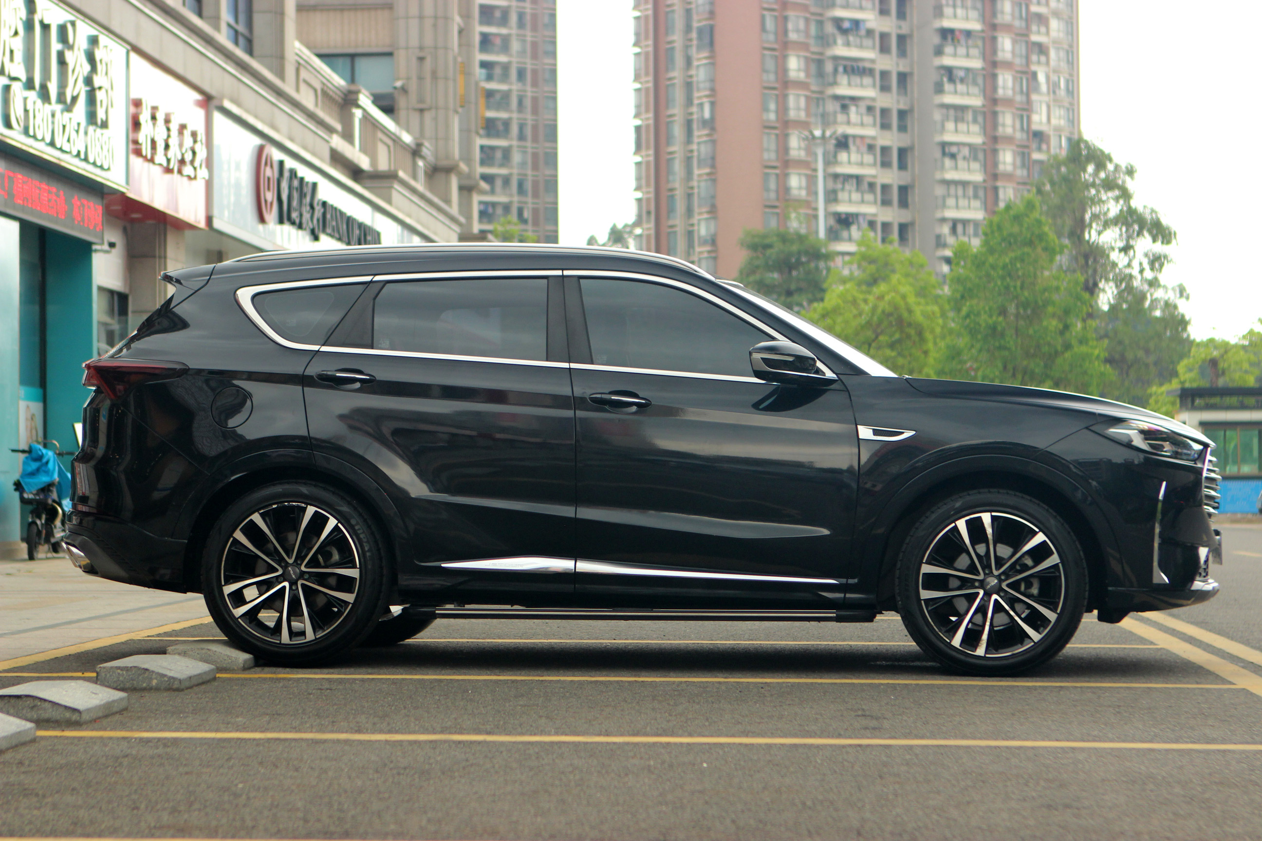 X70 PLUS 2021 car image #4