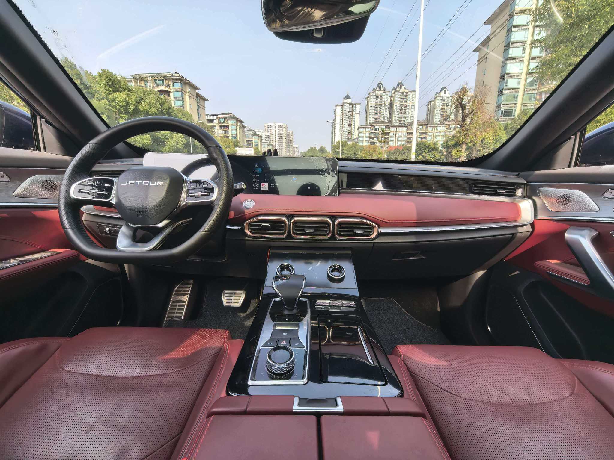 Jetour X70 PLUS 2022 car image #4