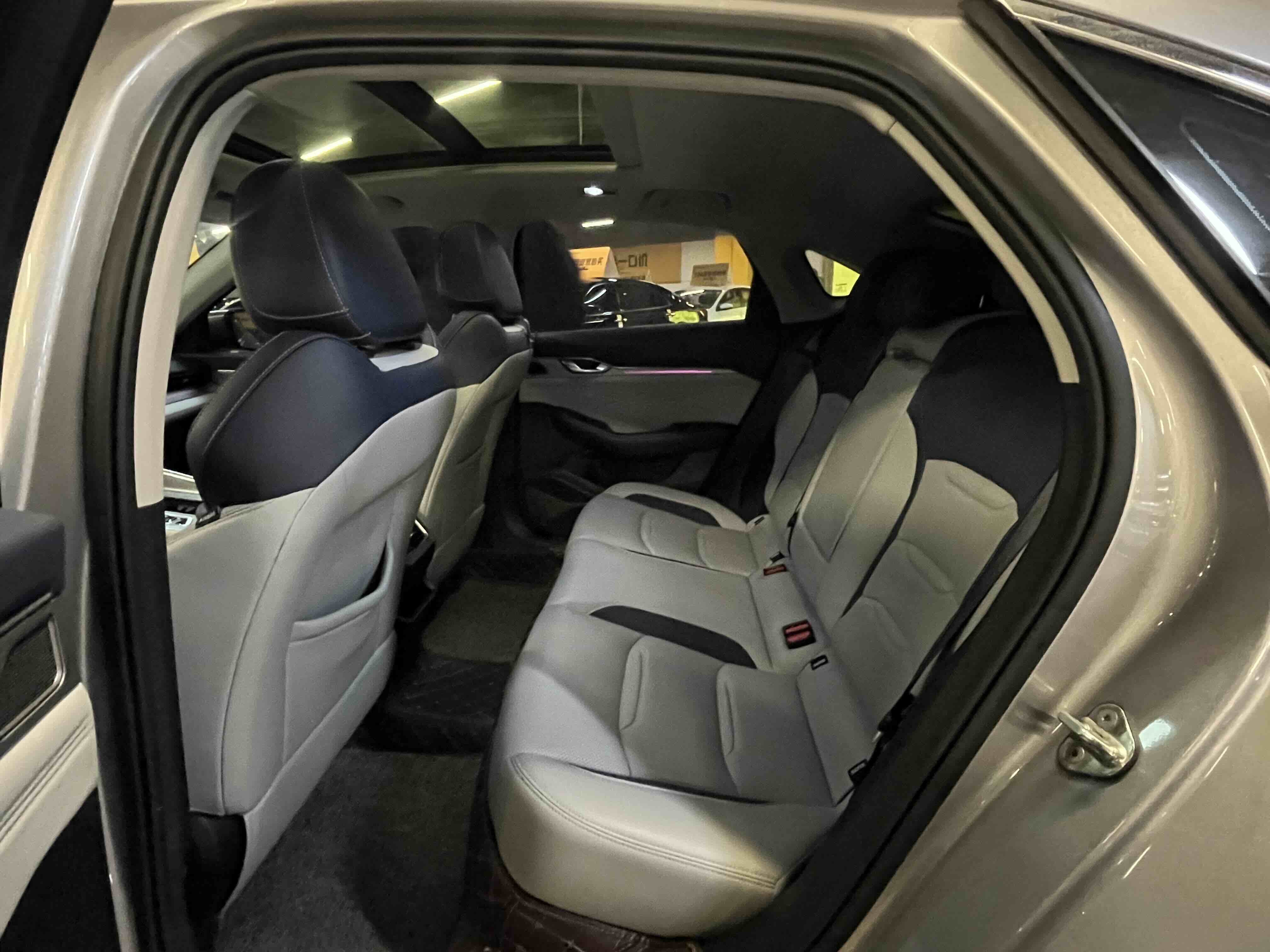 GEELY 2022 immagine di auto #4