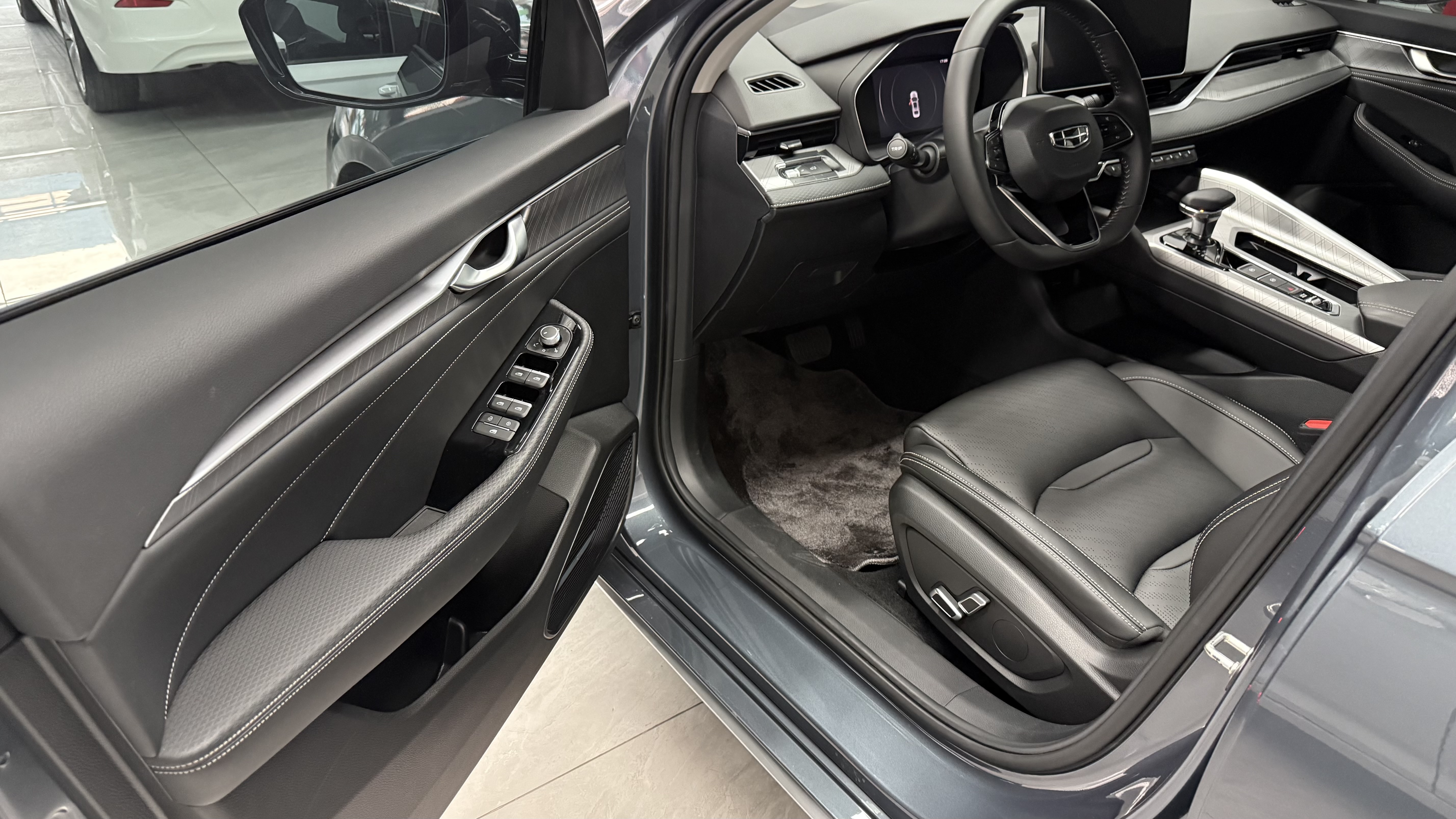 GEELY Preface 2022 image de voiture #4