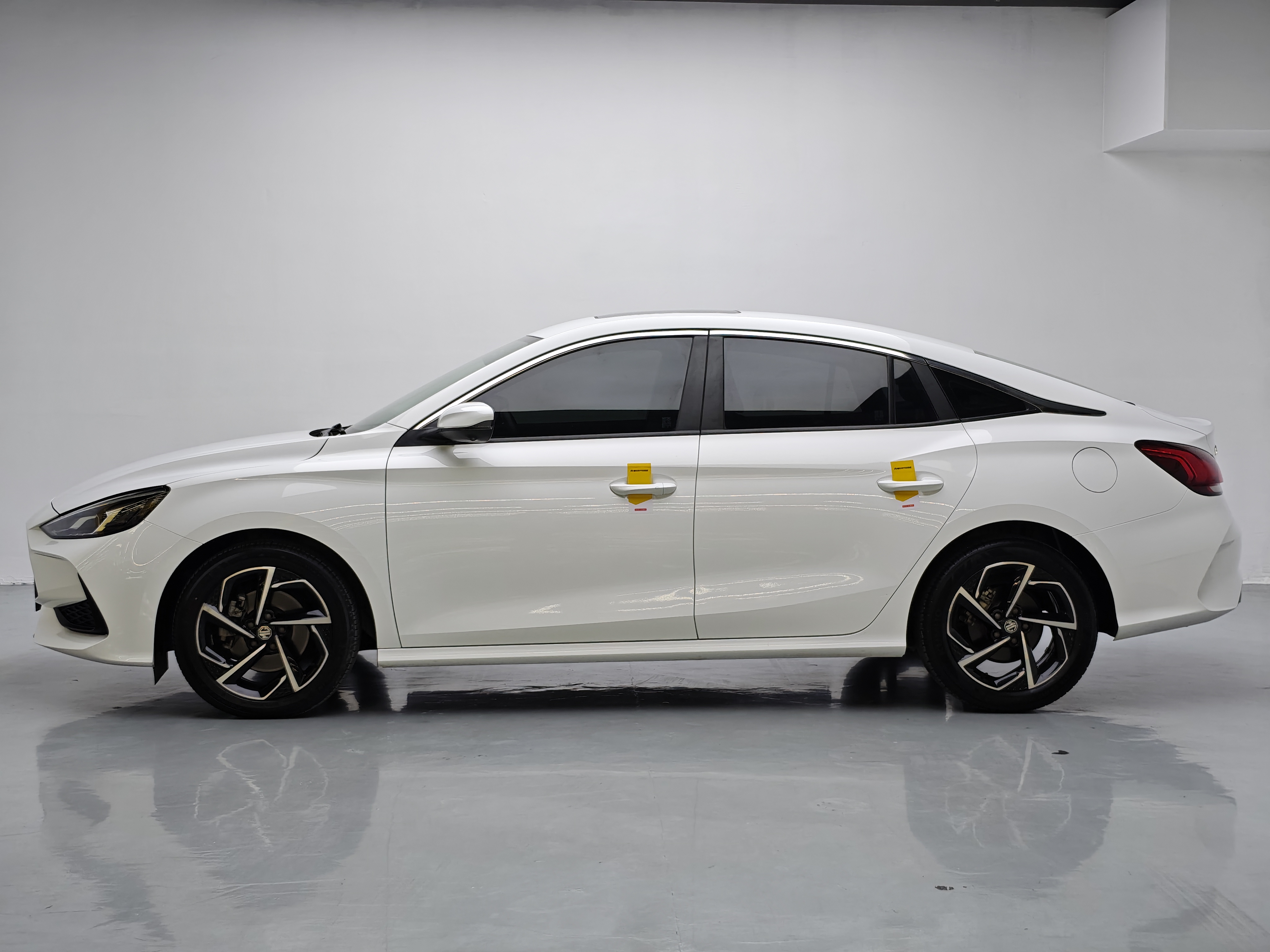 MG 5 2021 car image #4