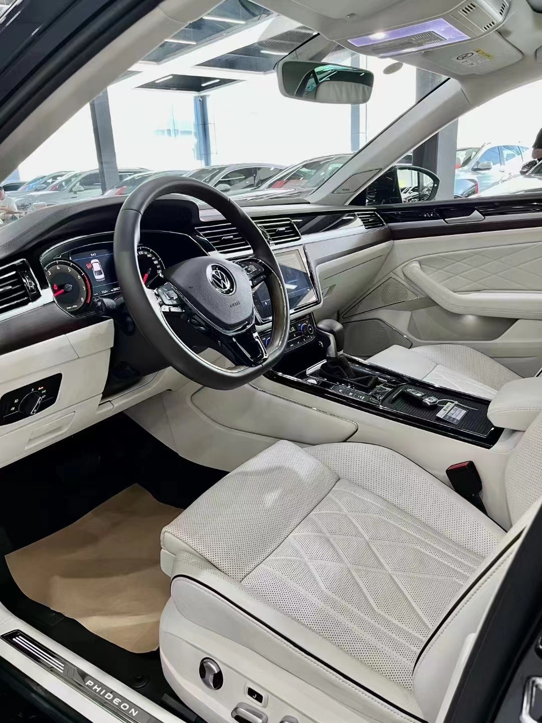 Volkswagen Phideon 2020 immagine di auto #4