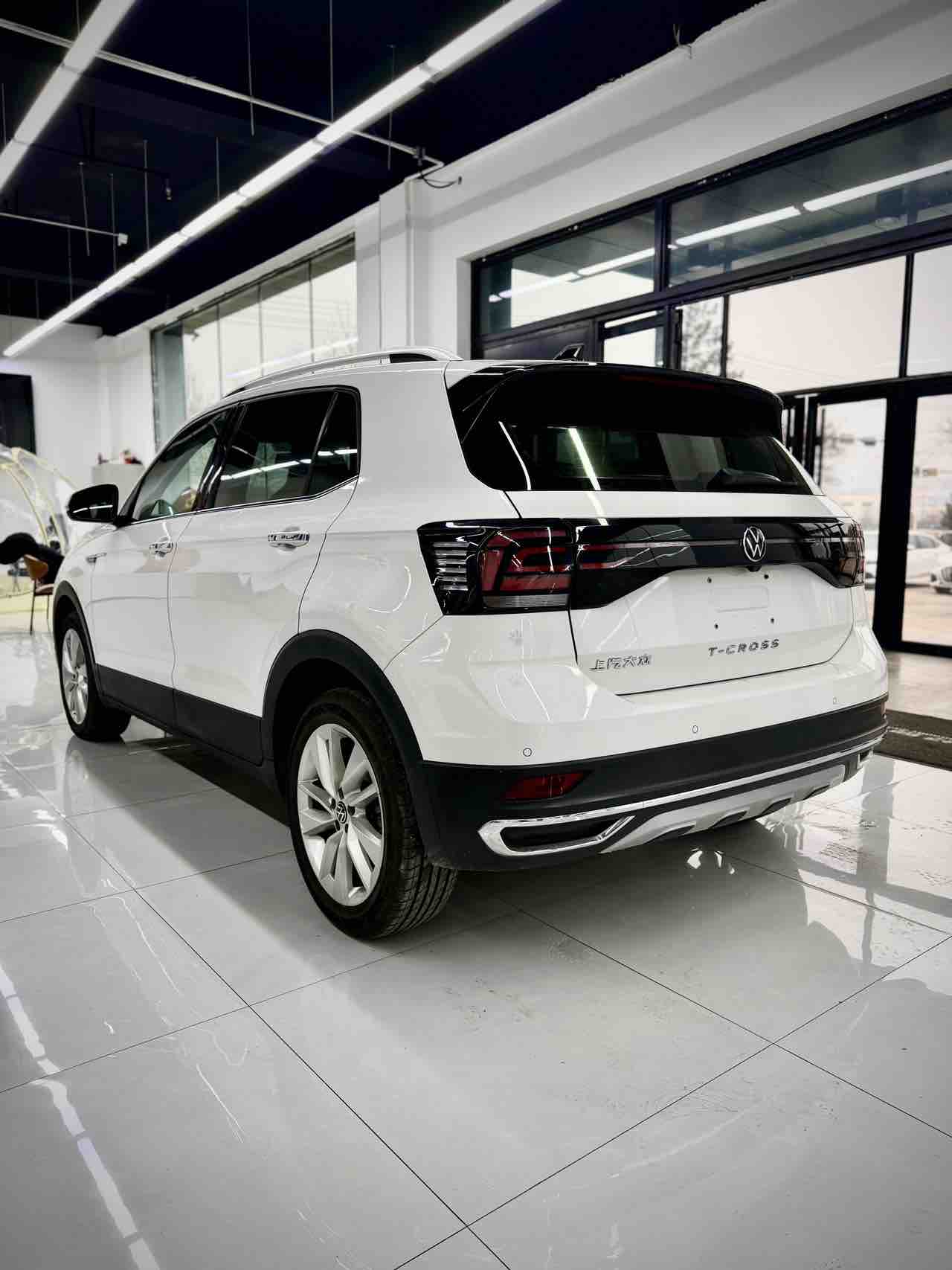 Volkswagen T-Cross 2021 #4 Volkswagen T-Cross 2021 car image #4