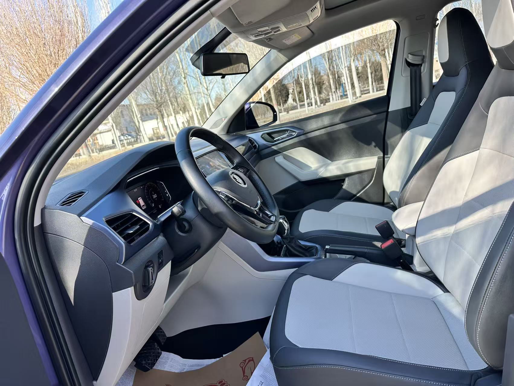 Volkswagen T-Cross 2020 #4 Volkswagen T-Cross 2020 car image #4
