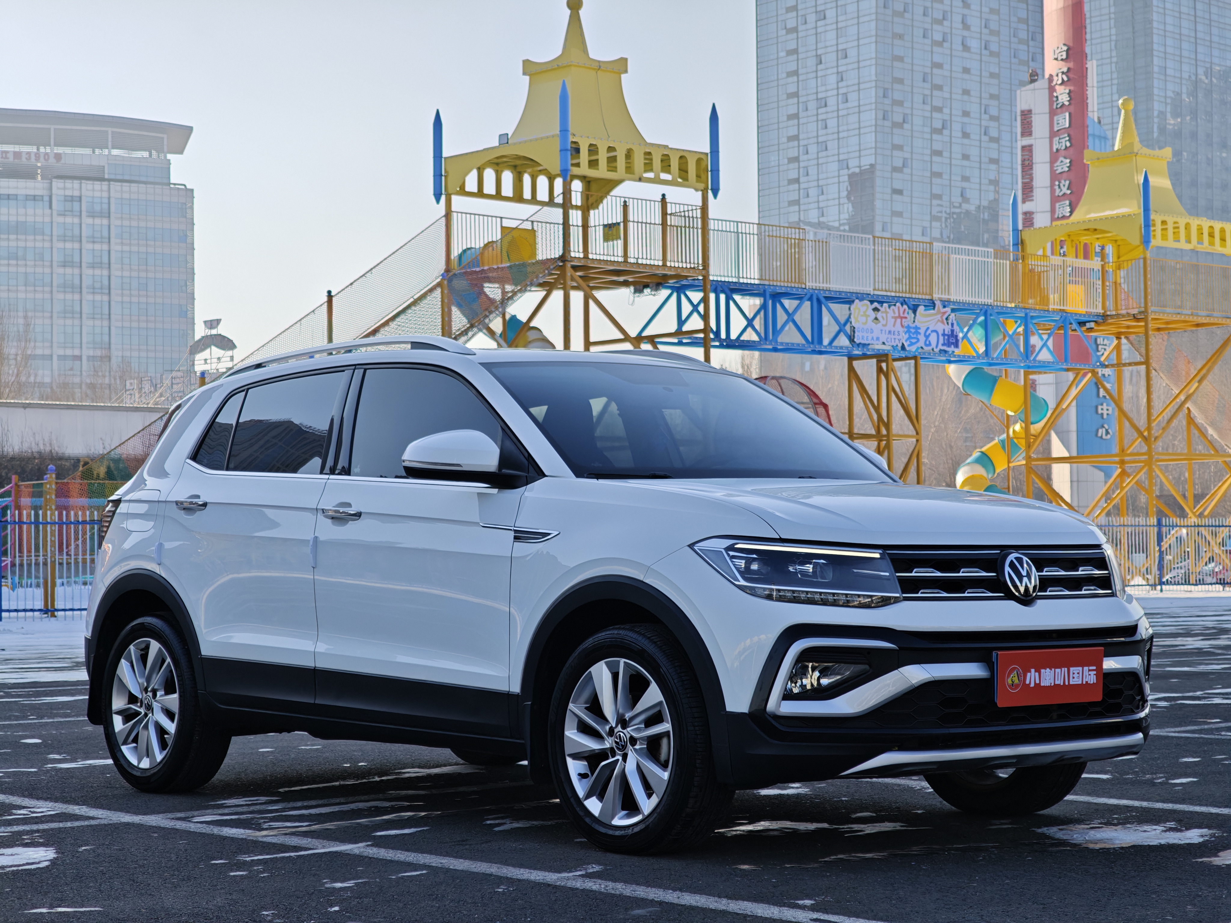 Volkswagen T-Cross 2021 car image #4