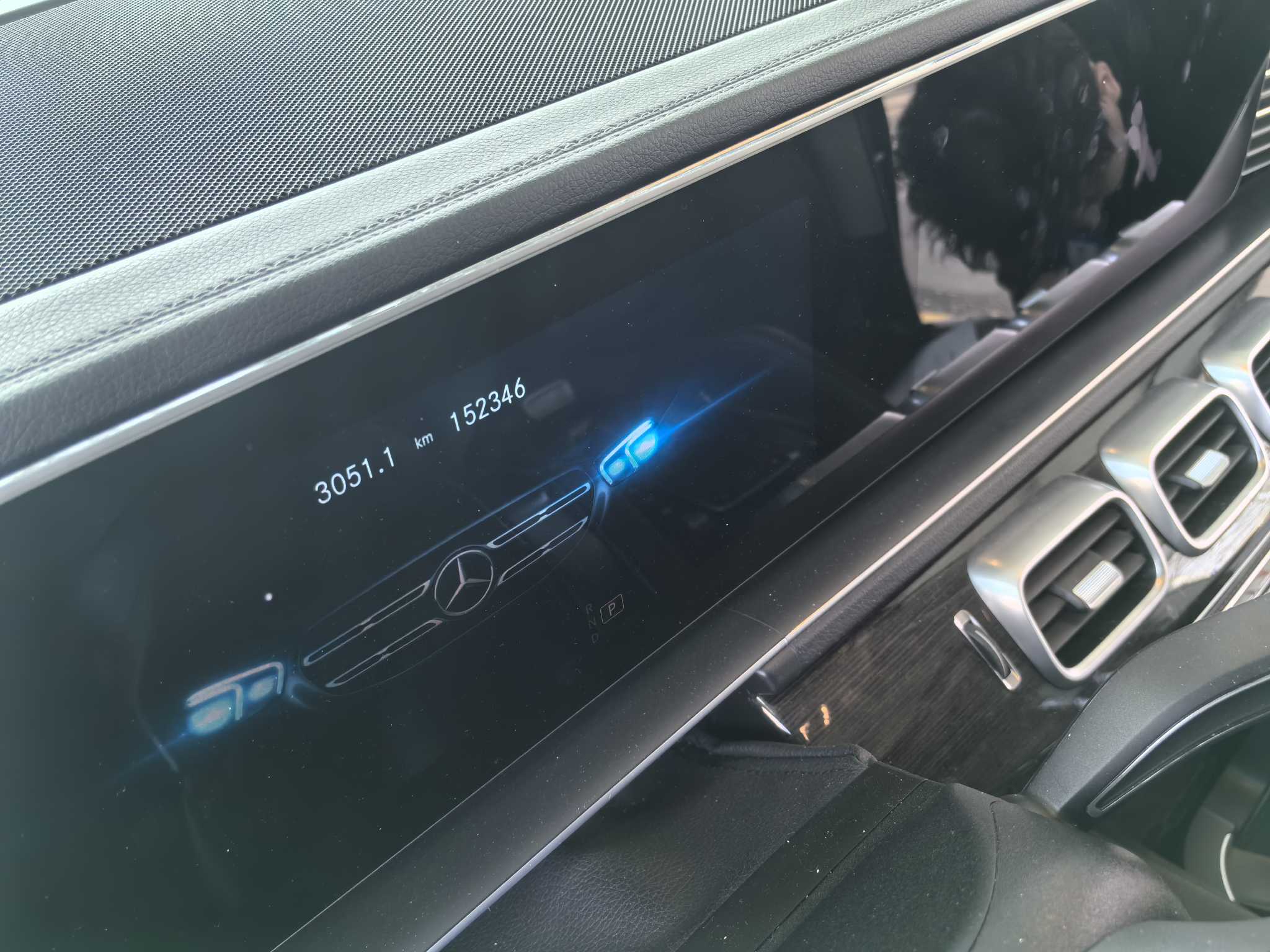 Mercedes-Benz GLS Class 2021 #4 Mercedes-Benz GLS Class 2021 car image #4