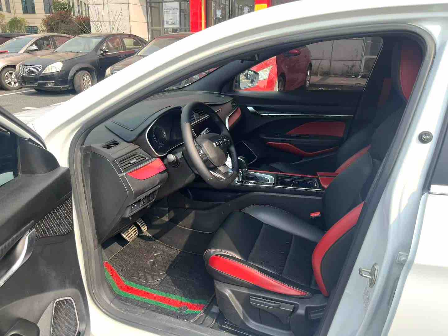 GEELY Binray 2022 car image #4