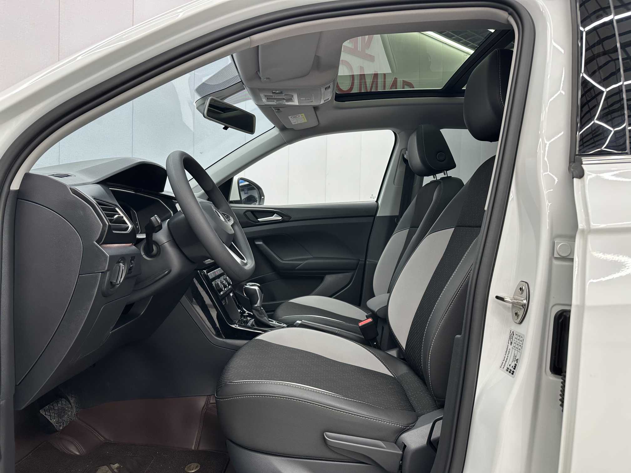 Volkswagen Tacqua 2023 #4 Volkswagen Tacqua 2023 car image #4