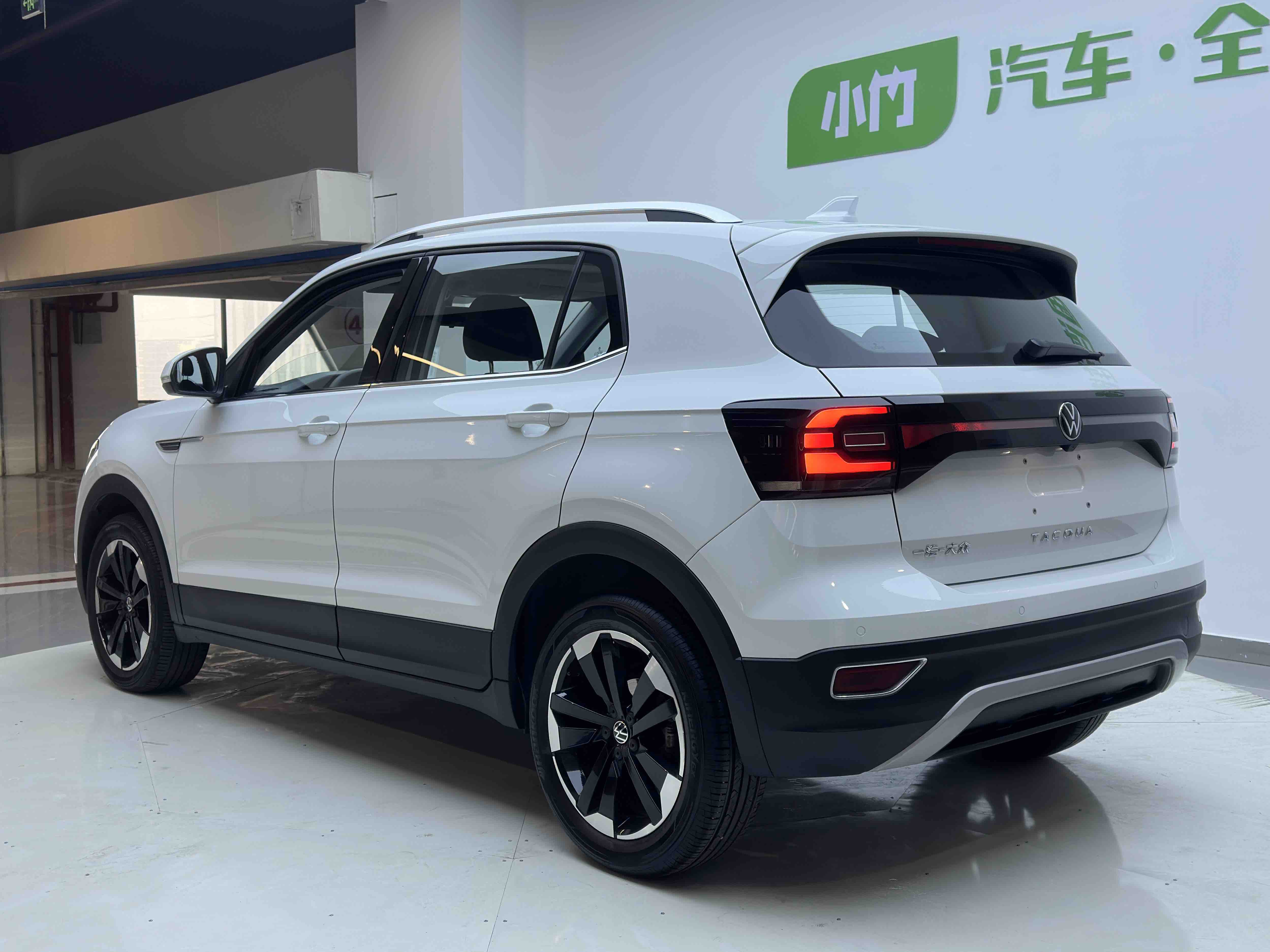 Volkswagen Tacqua 2023 car image #4