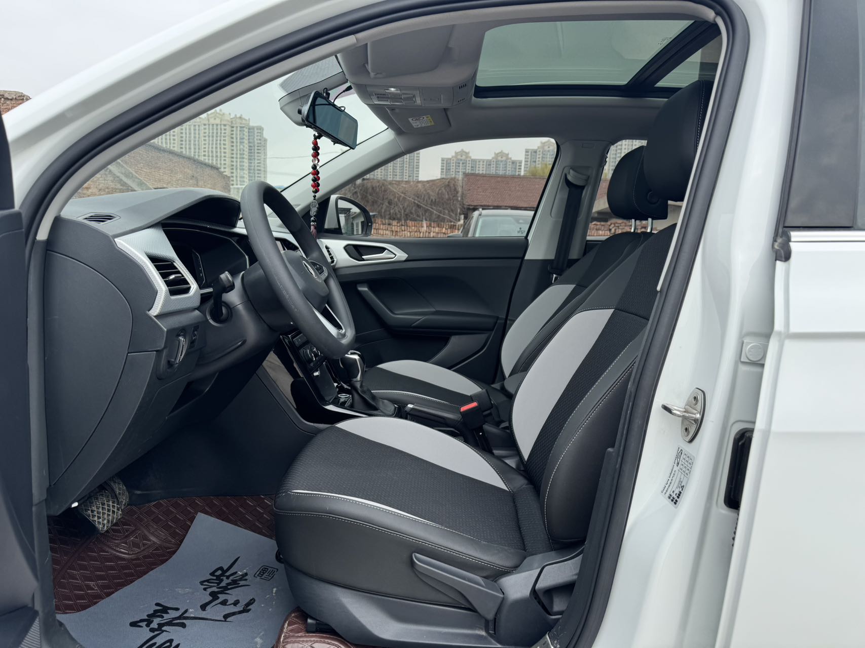 Volkswagen Tacqua 2022 car image #4