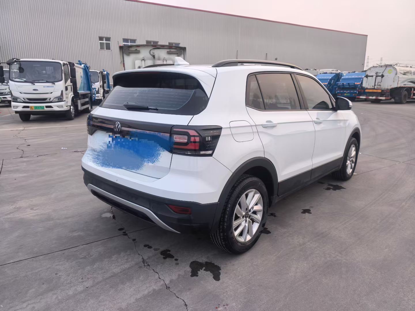 Volkswagen Tacqua 2023 car image #4