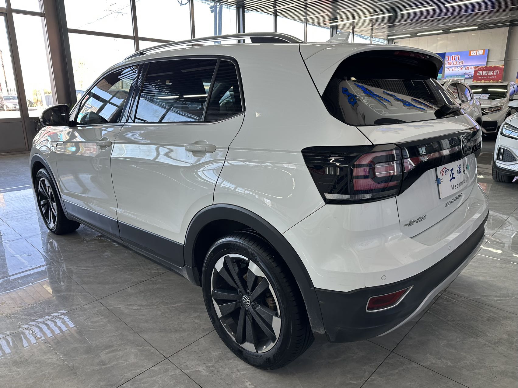 Tacqua 2021 car image #4