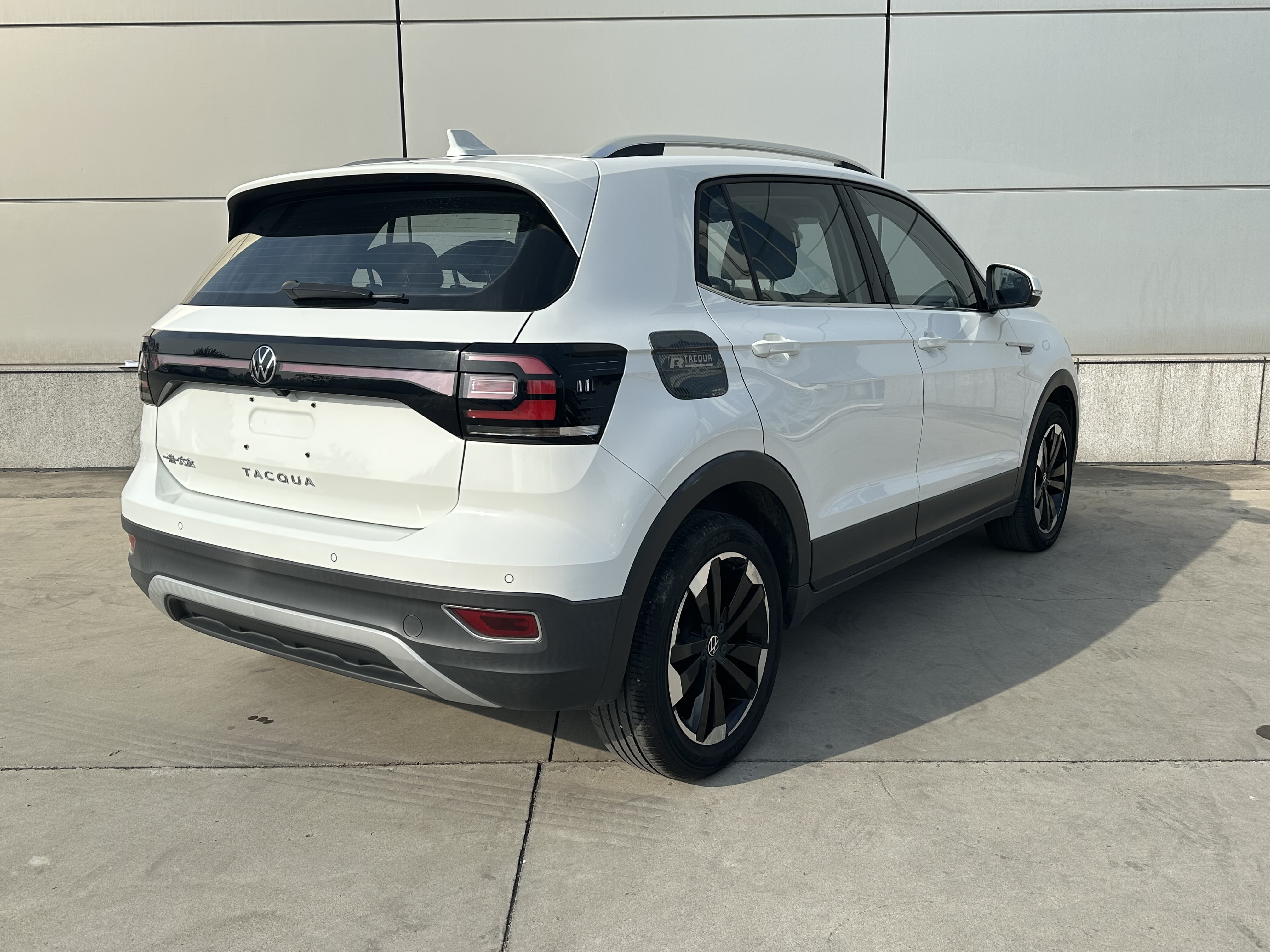 Volkswagen Tacqua 2022 car image #4