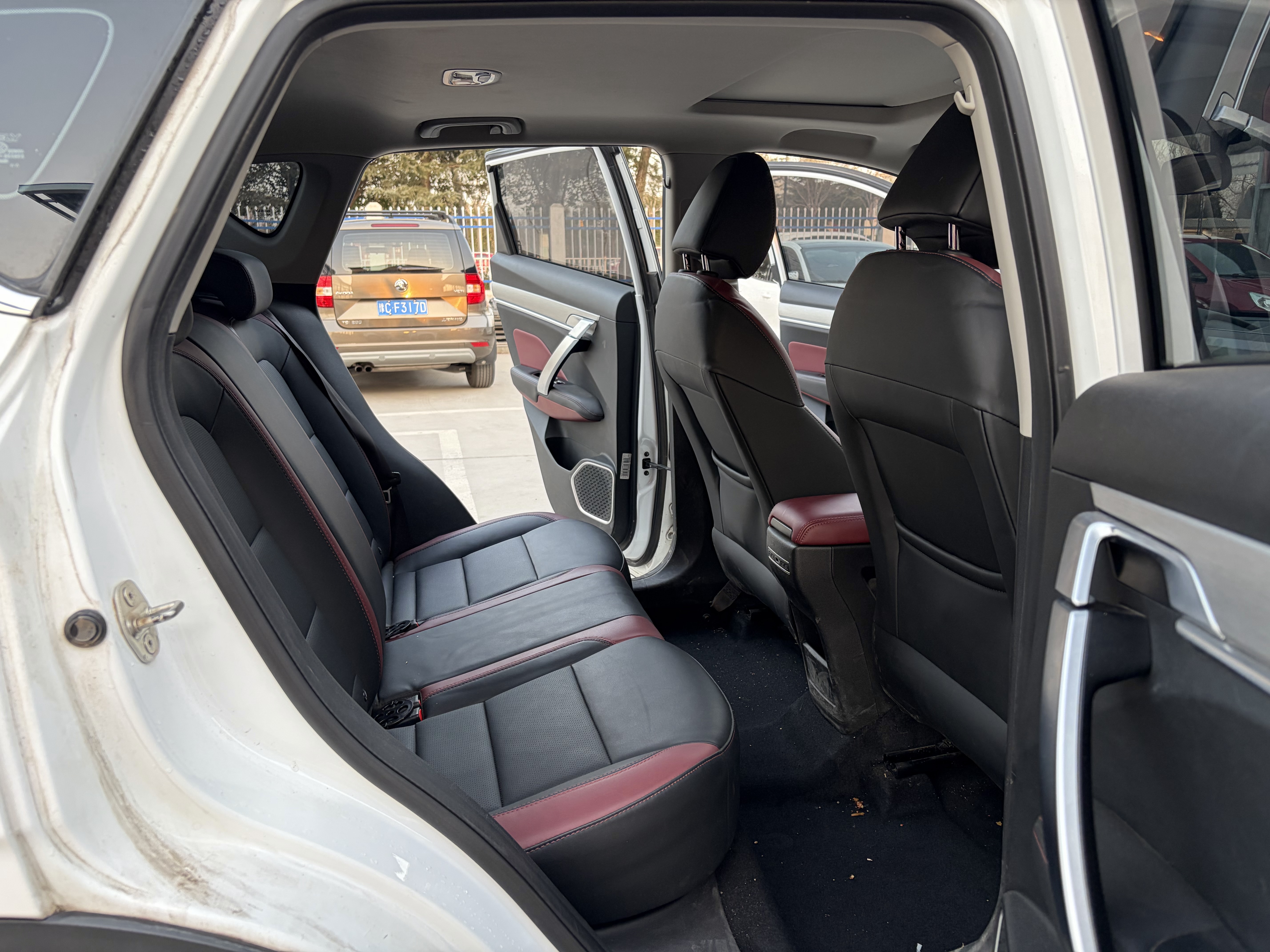 GEELY Coolray 2021 car image #4