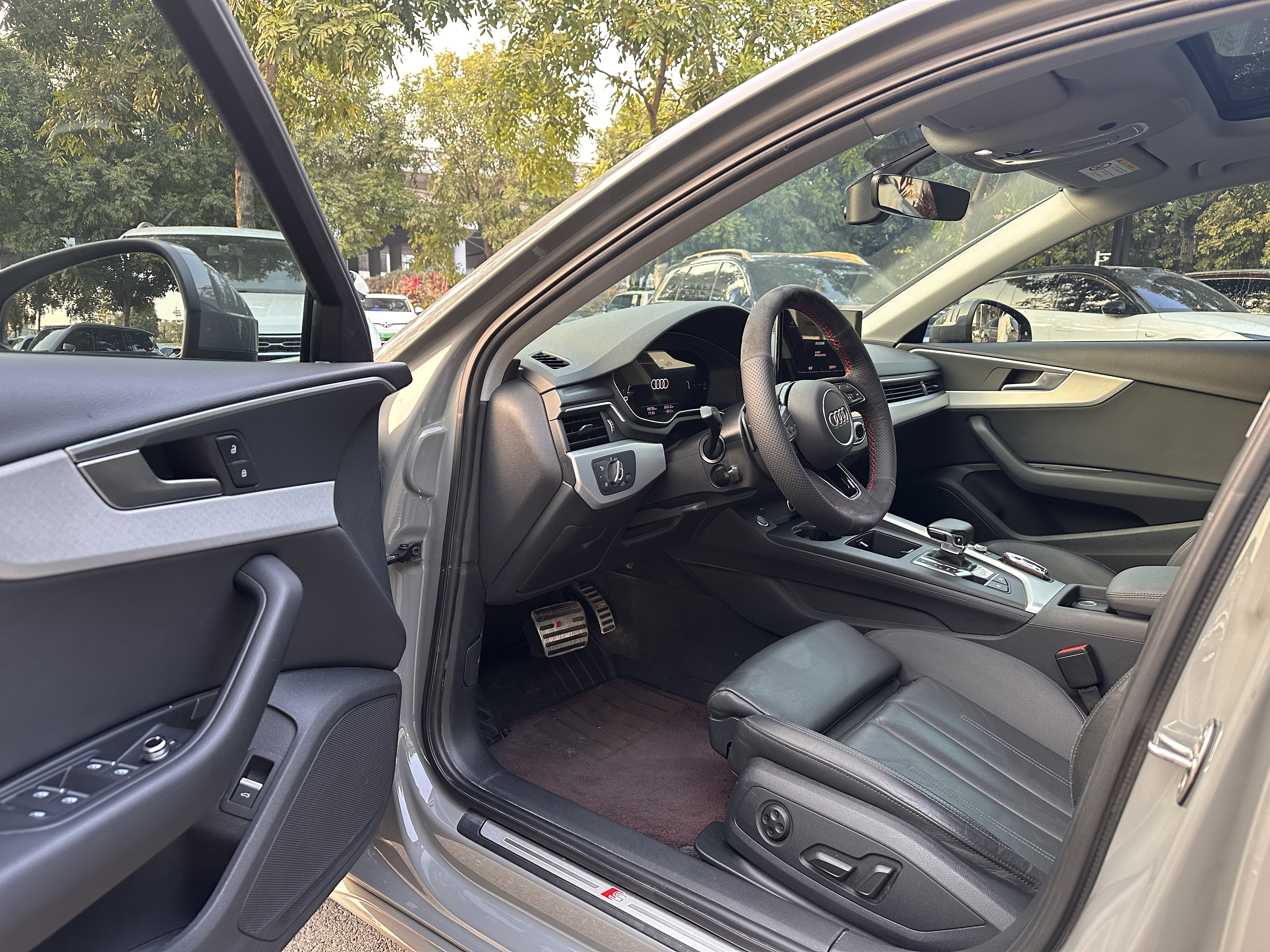 Audi A4 (Imported) 2021 #4 Audi A4 (Imported) 2021 car image #4