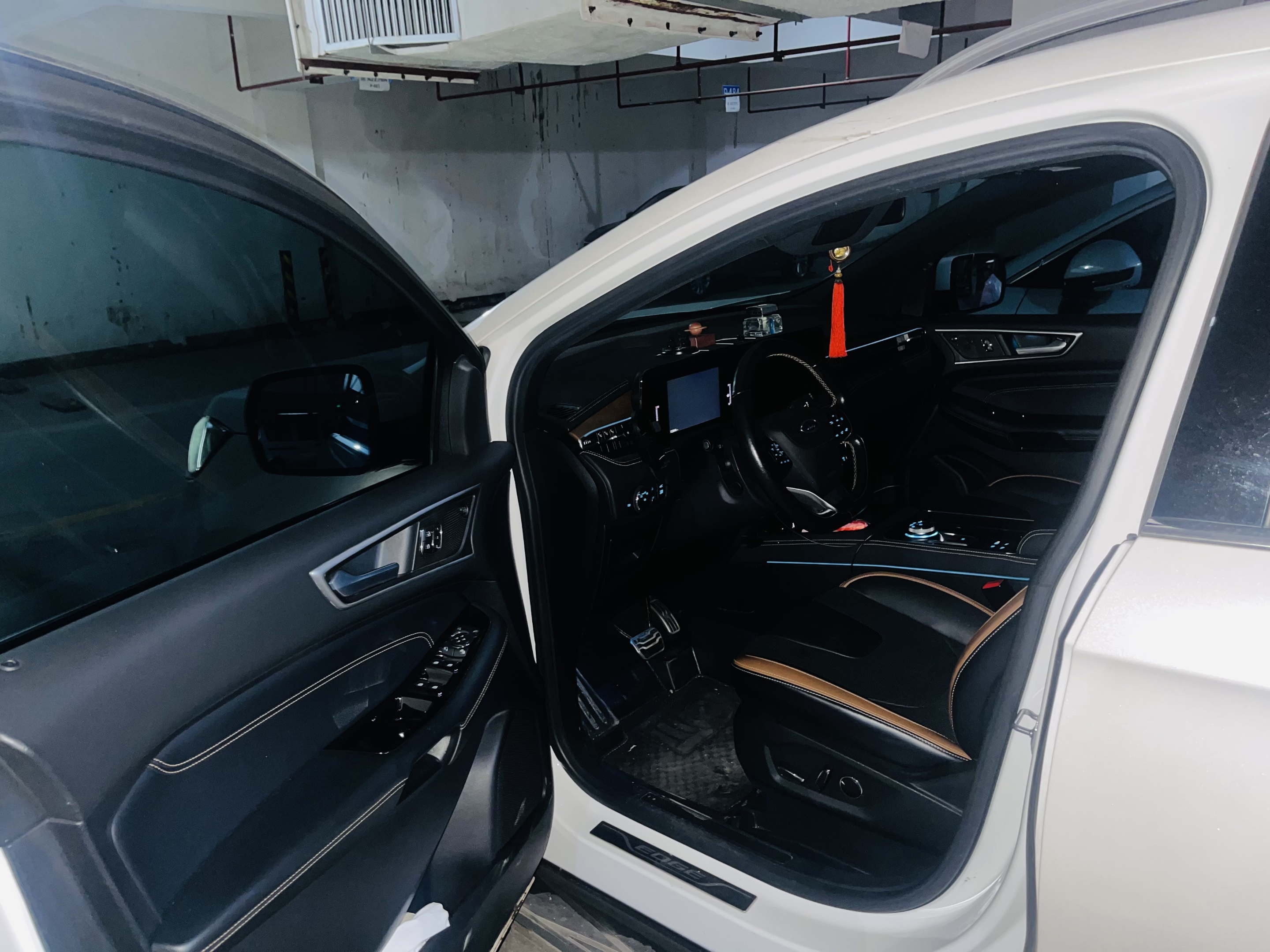 Ford Edge 2022 image de voiture #4