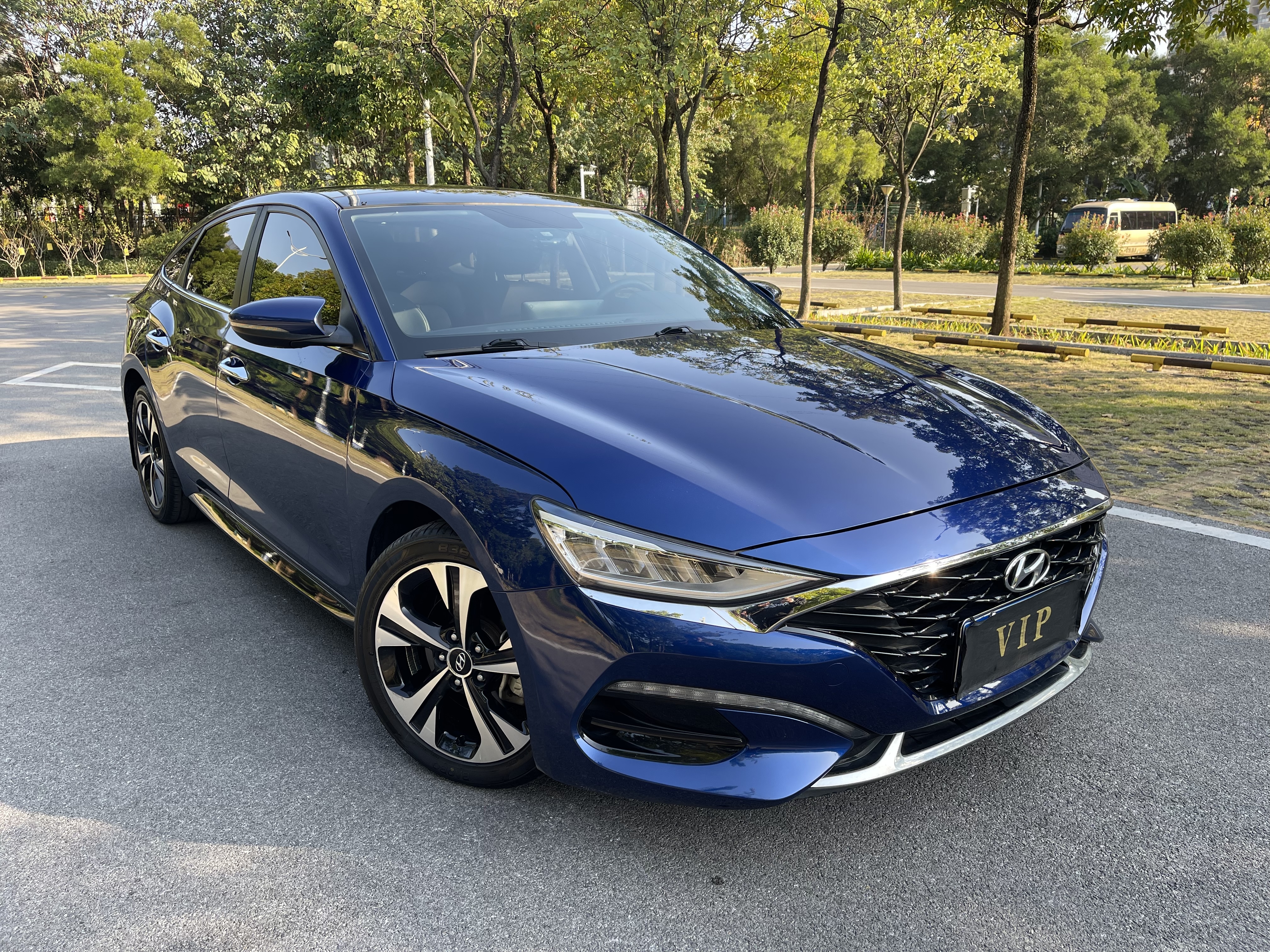 Hyundai Lafesta 2021 car image #4