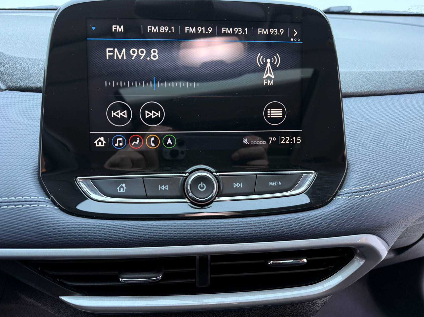 Chevrolet Tracker 2021 #4 Chevrolet Tracker 2021 car image #4