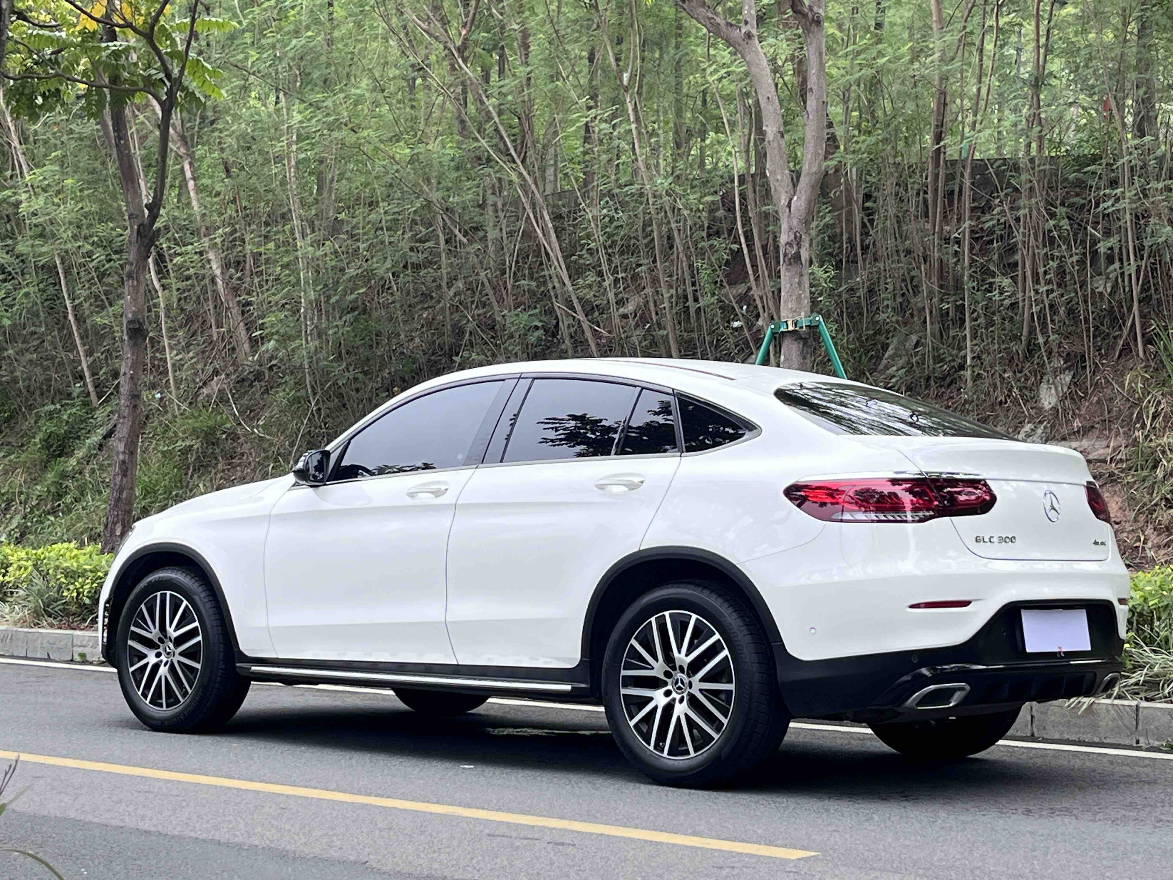 Mercedes-Benz GLC Coupe 2021 immagine di auto #4