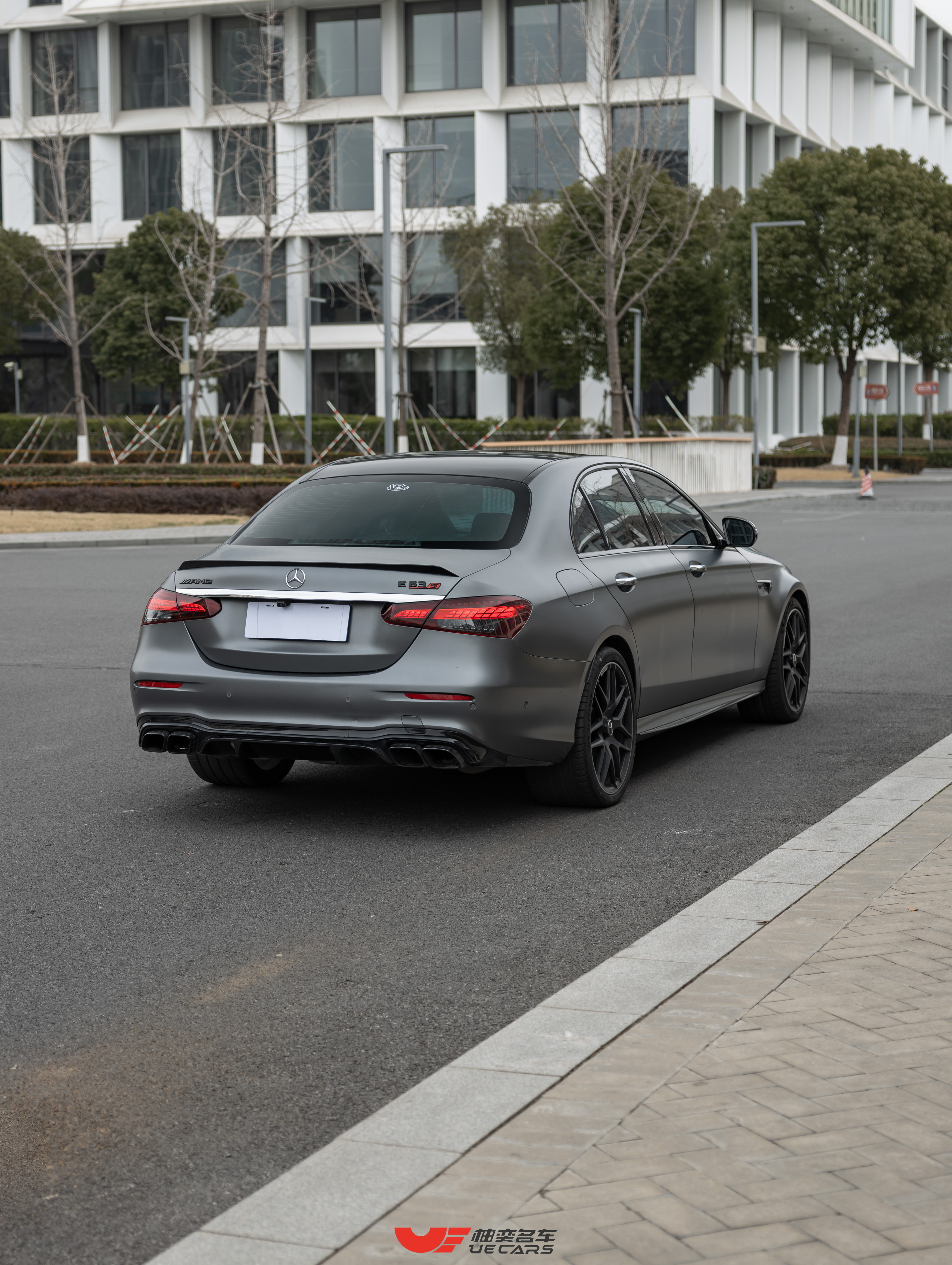 Mercedes-Benz E AMG 2021 صورة سيارة #4