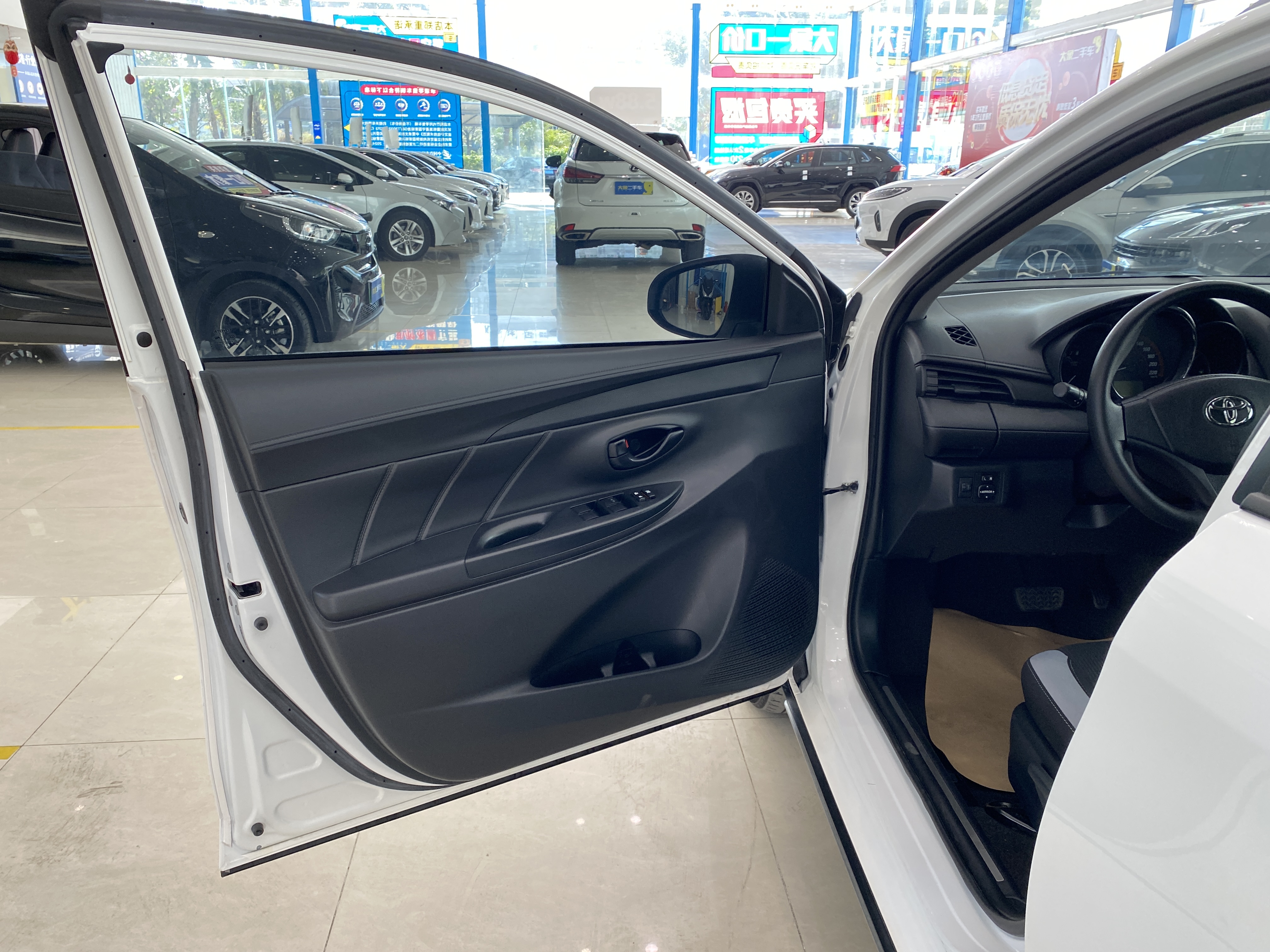 Yaris L Zhixuan 2021 car image #4