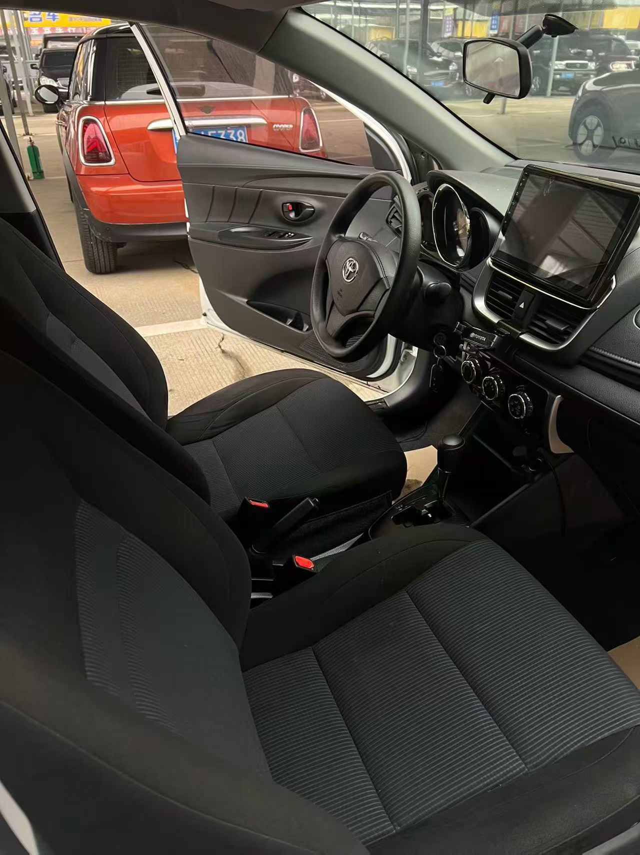 Toyota Yaris L Zhixiang 2021 صورة سيارة #4