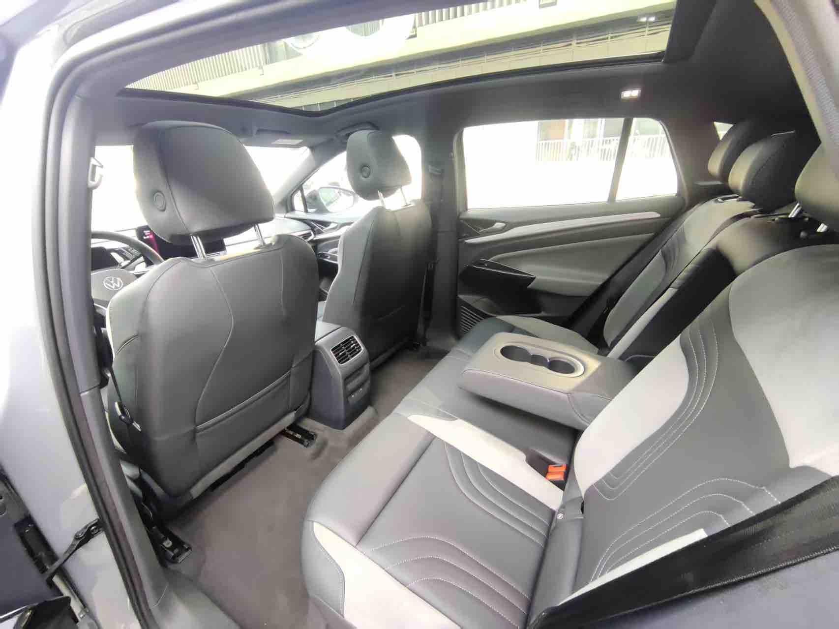 Volkswagen ID.4 Crozz 2021 car image #4