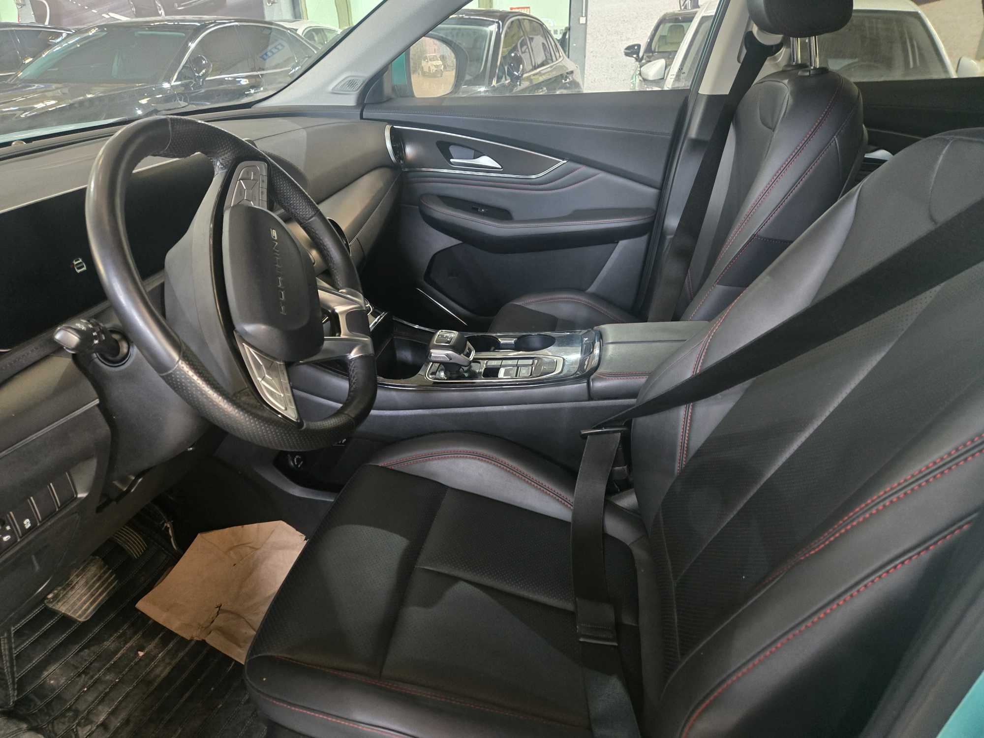 Forthing T5 EVO 2021 #4 Forthing T5 EVO 2021 car image #4