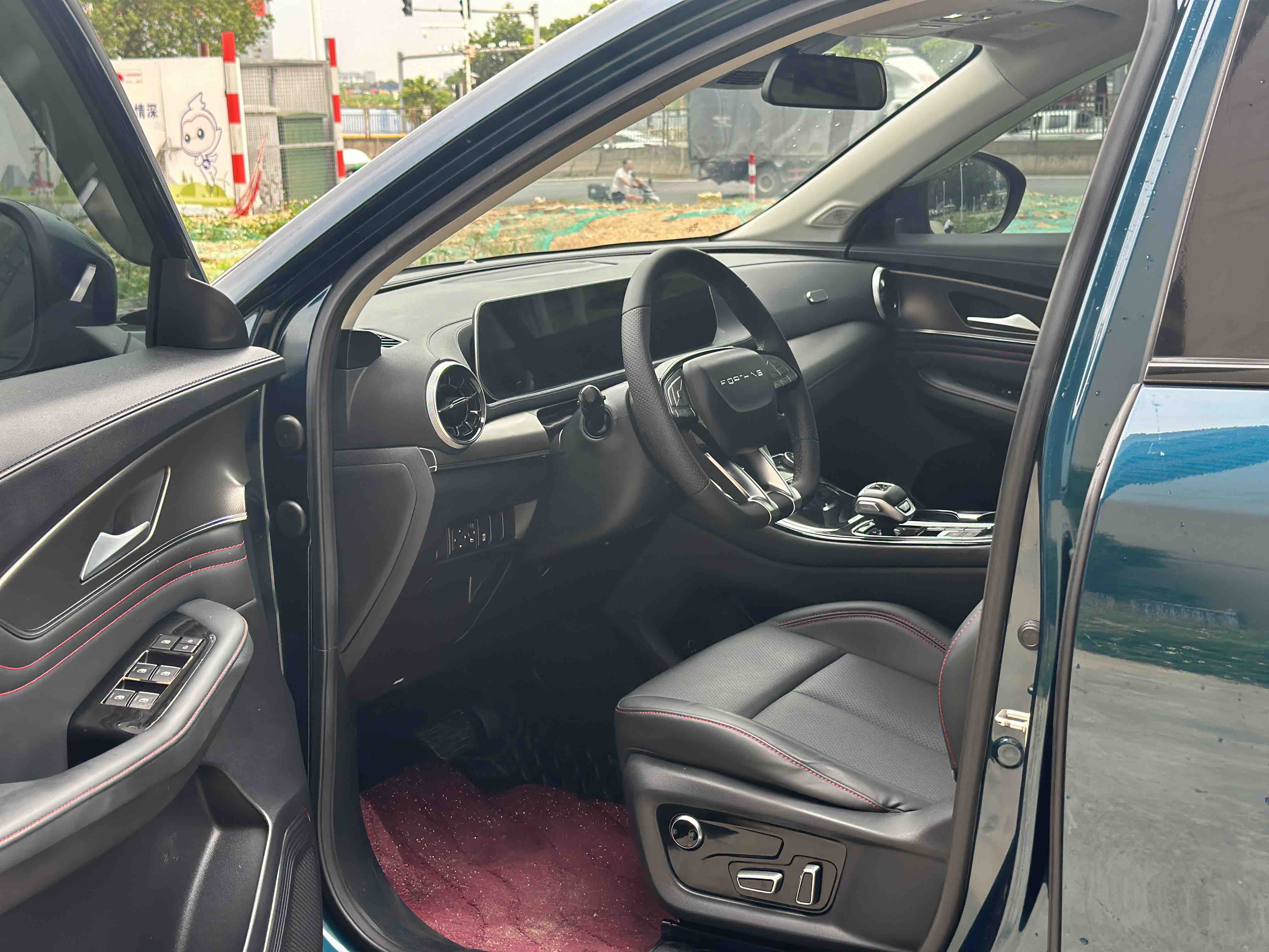 T5 EVO 2021 car image #4