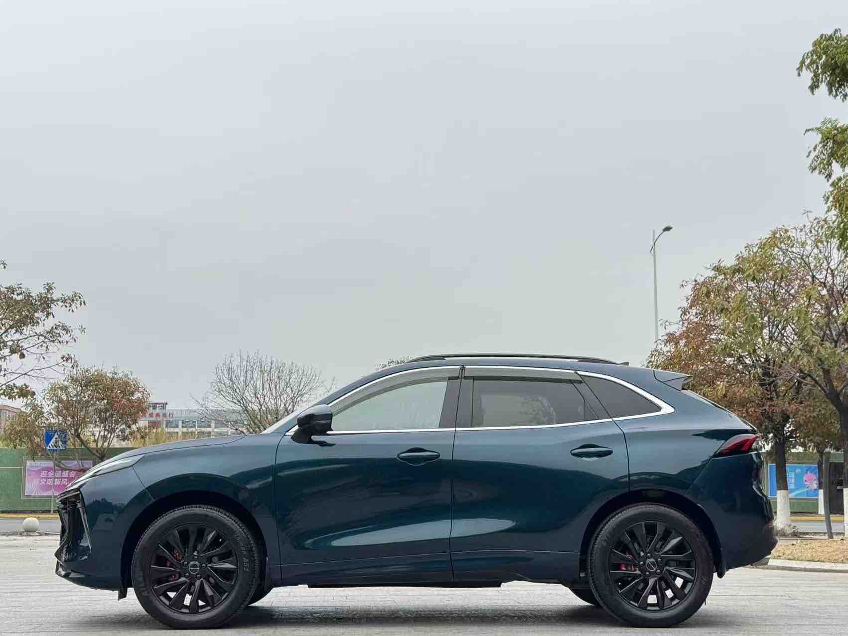 Forthing T5 EVO 2022 #4 Forthing T5 EVO 2022 car image #4