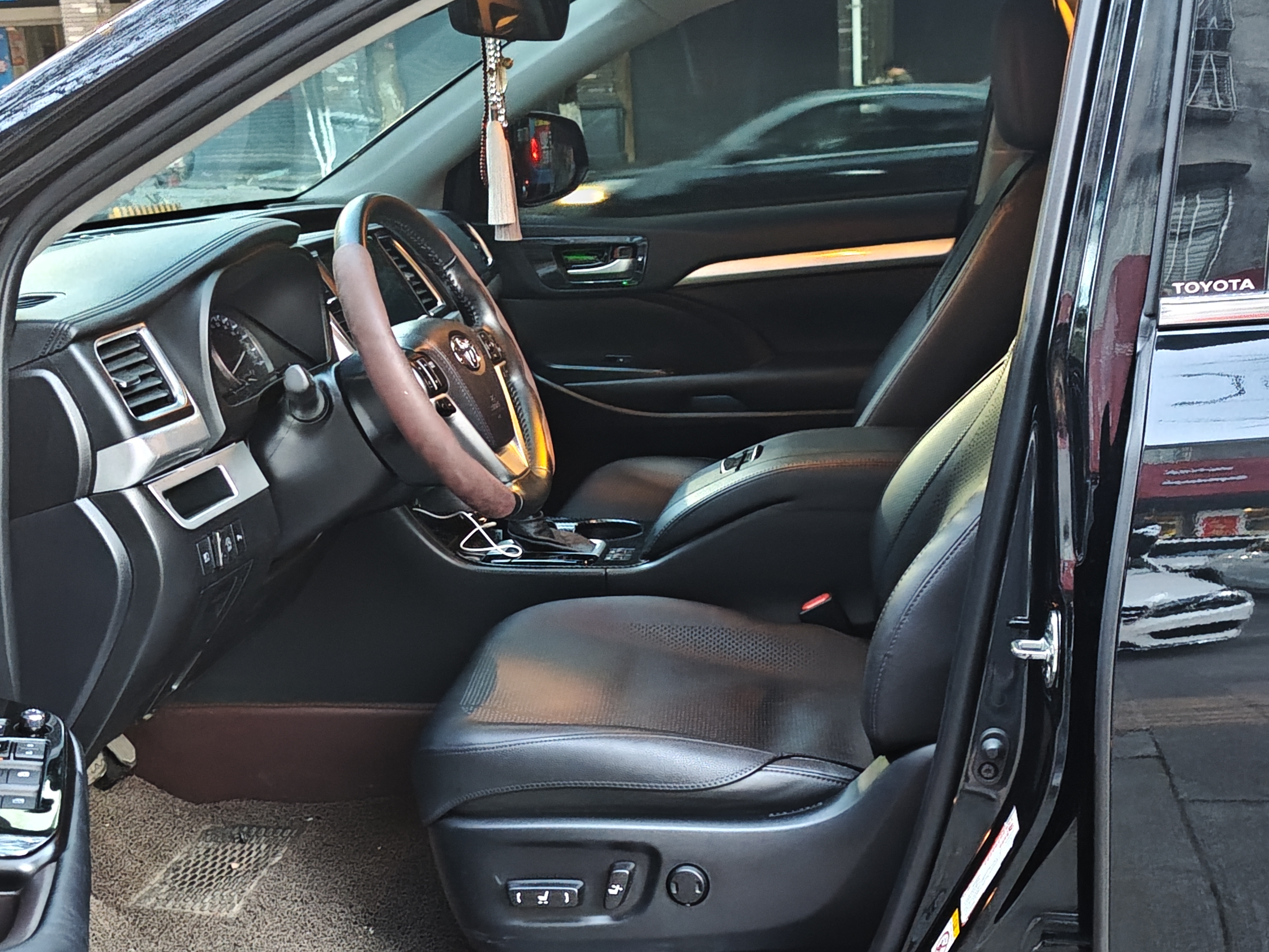 Toyota Highlander 2021 immagine di auto #4