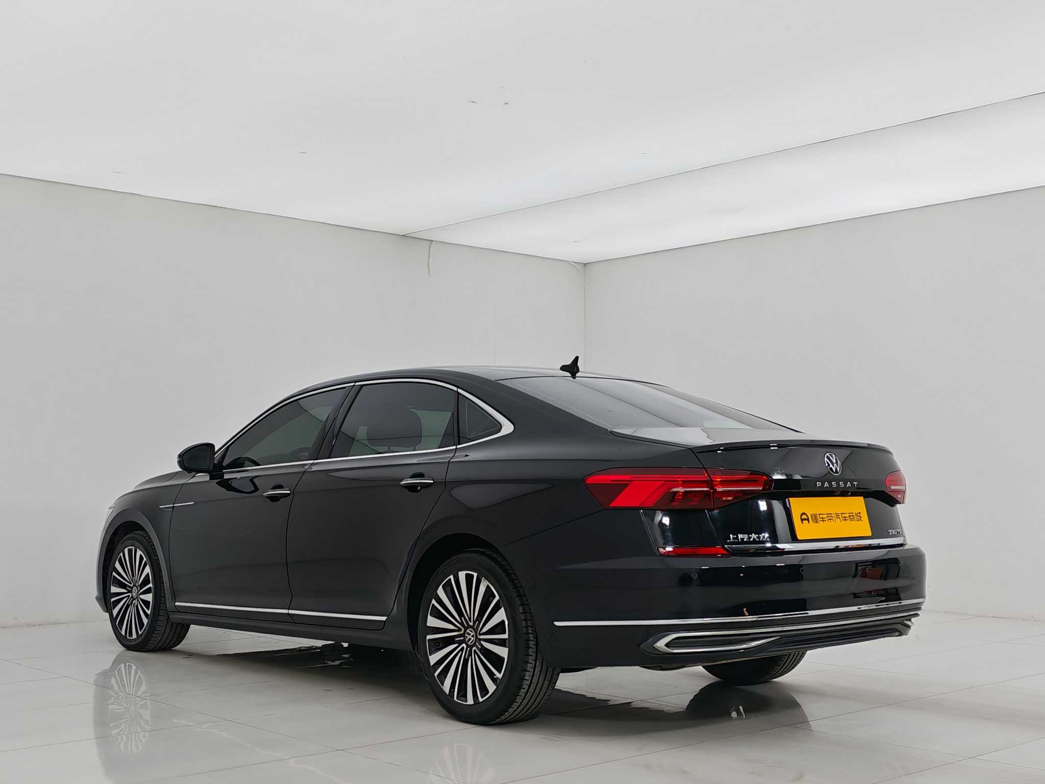 Volkswagen Passat 2021 #4 Volkswagen Passat 2021 car image #4