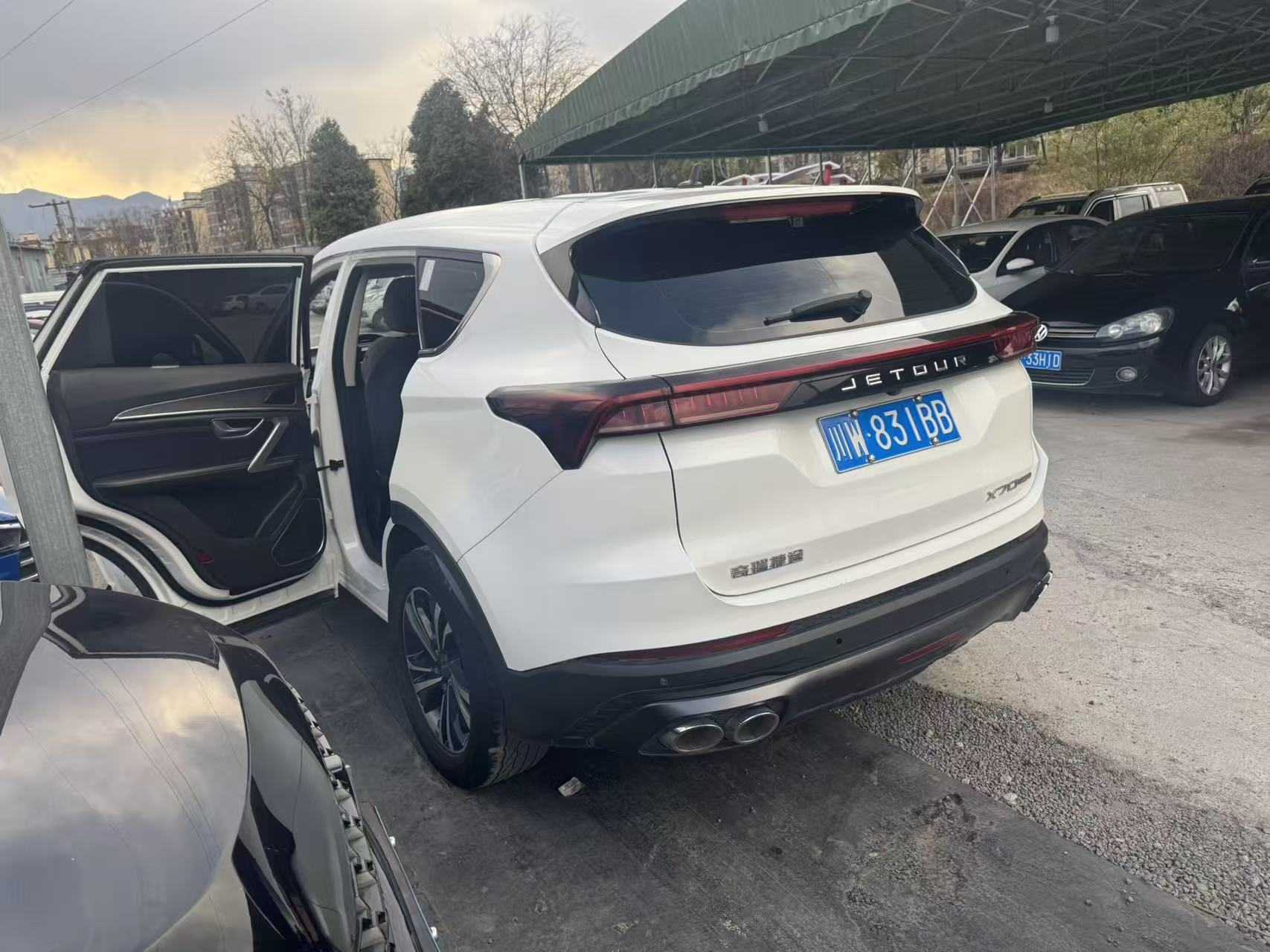 X70 2021 immagine di auto #4