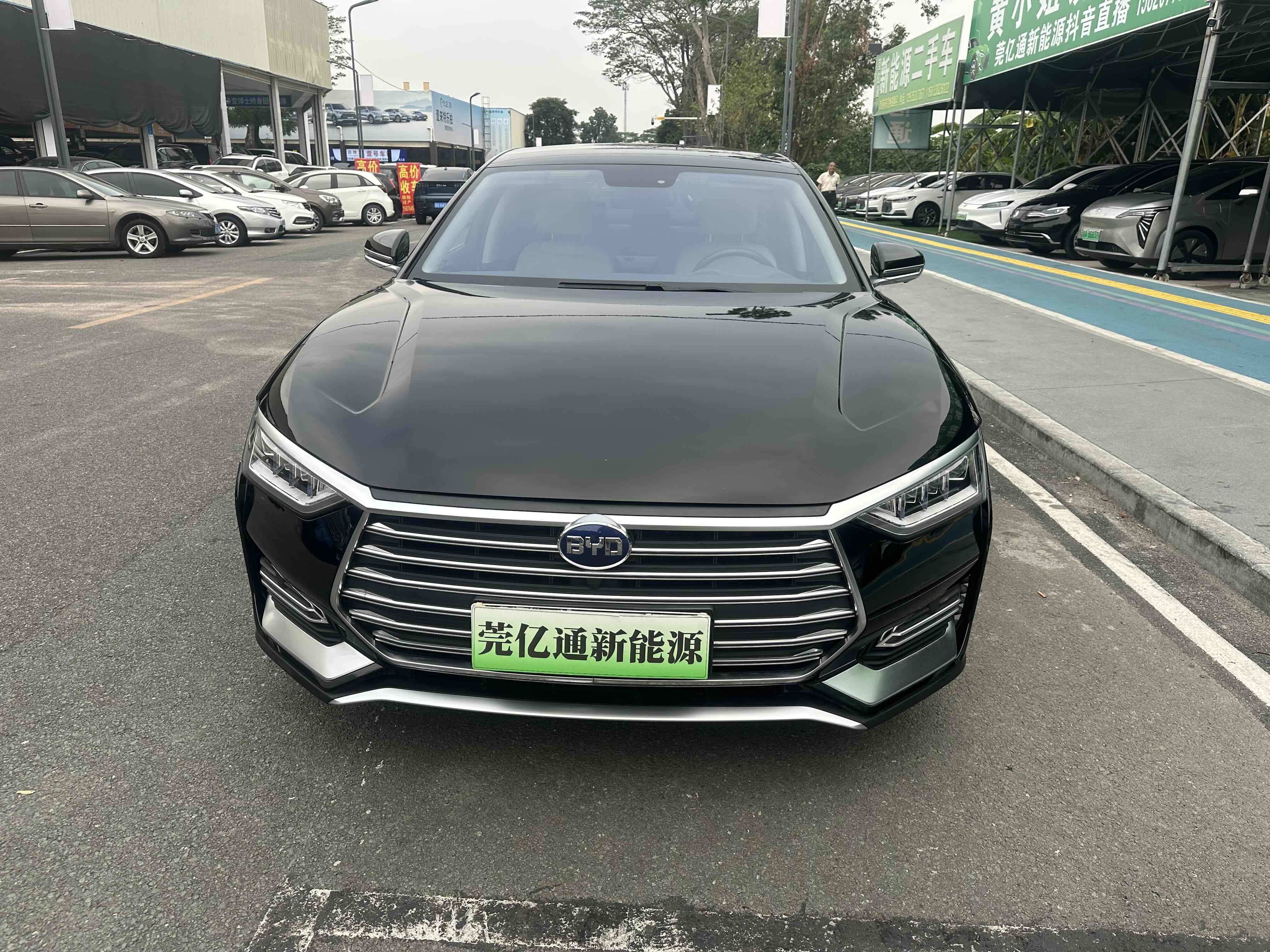 BYD e9 2021 car image #4