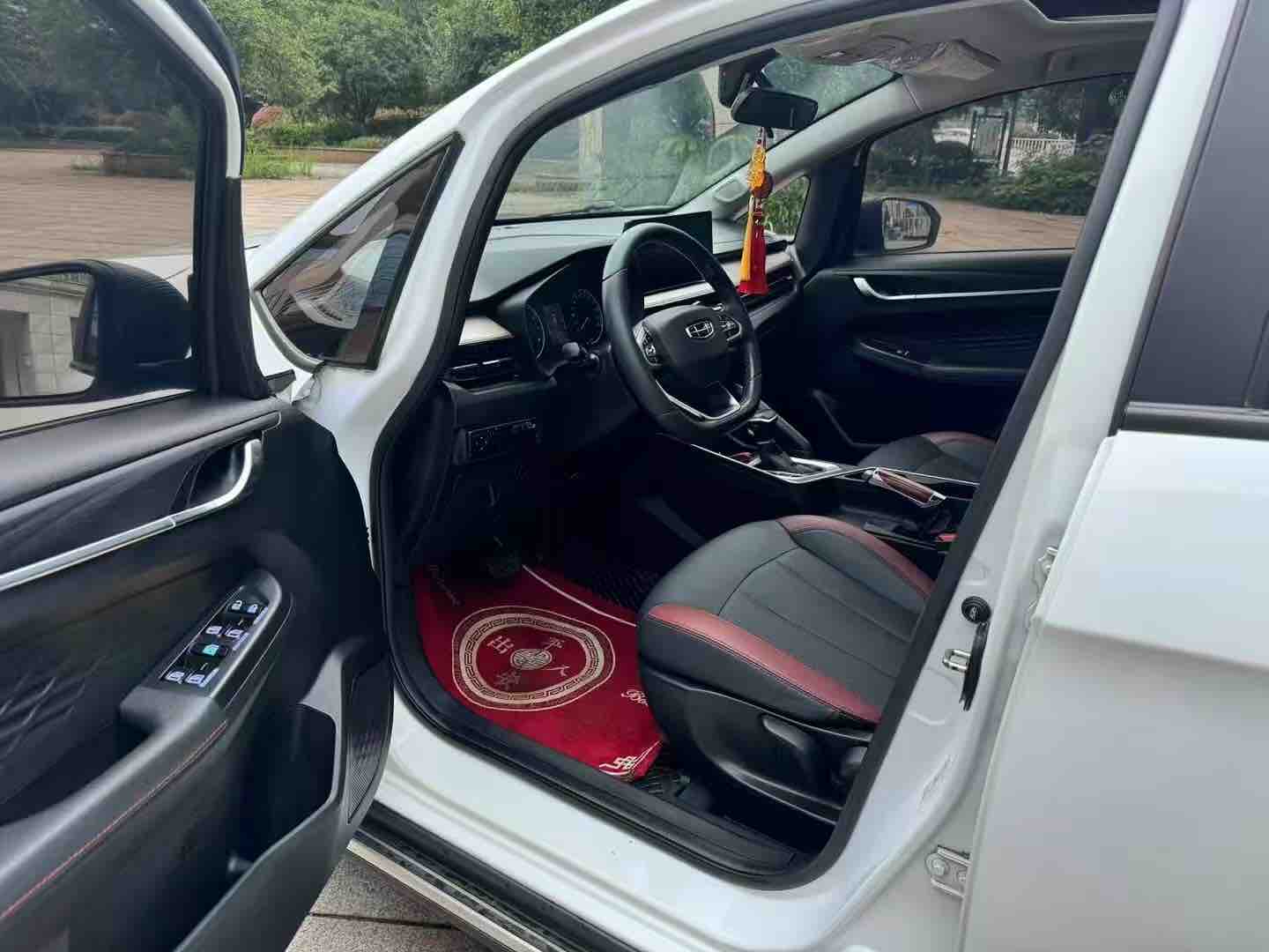 GEELY Vision X3 2022 image de voiture #4