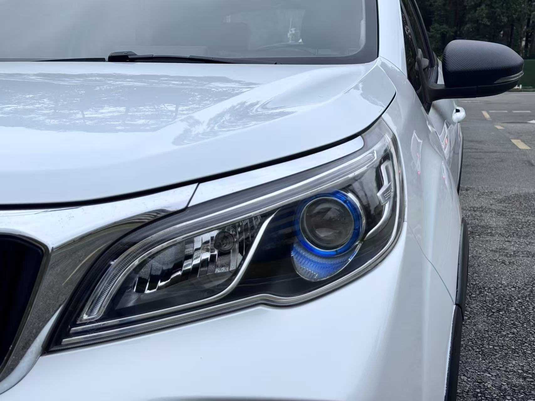 Vision X3 2021 immagine di auto #4