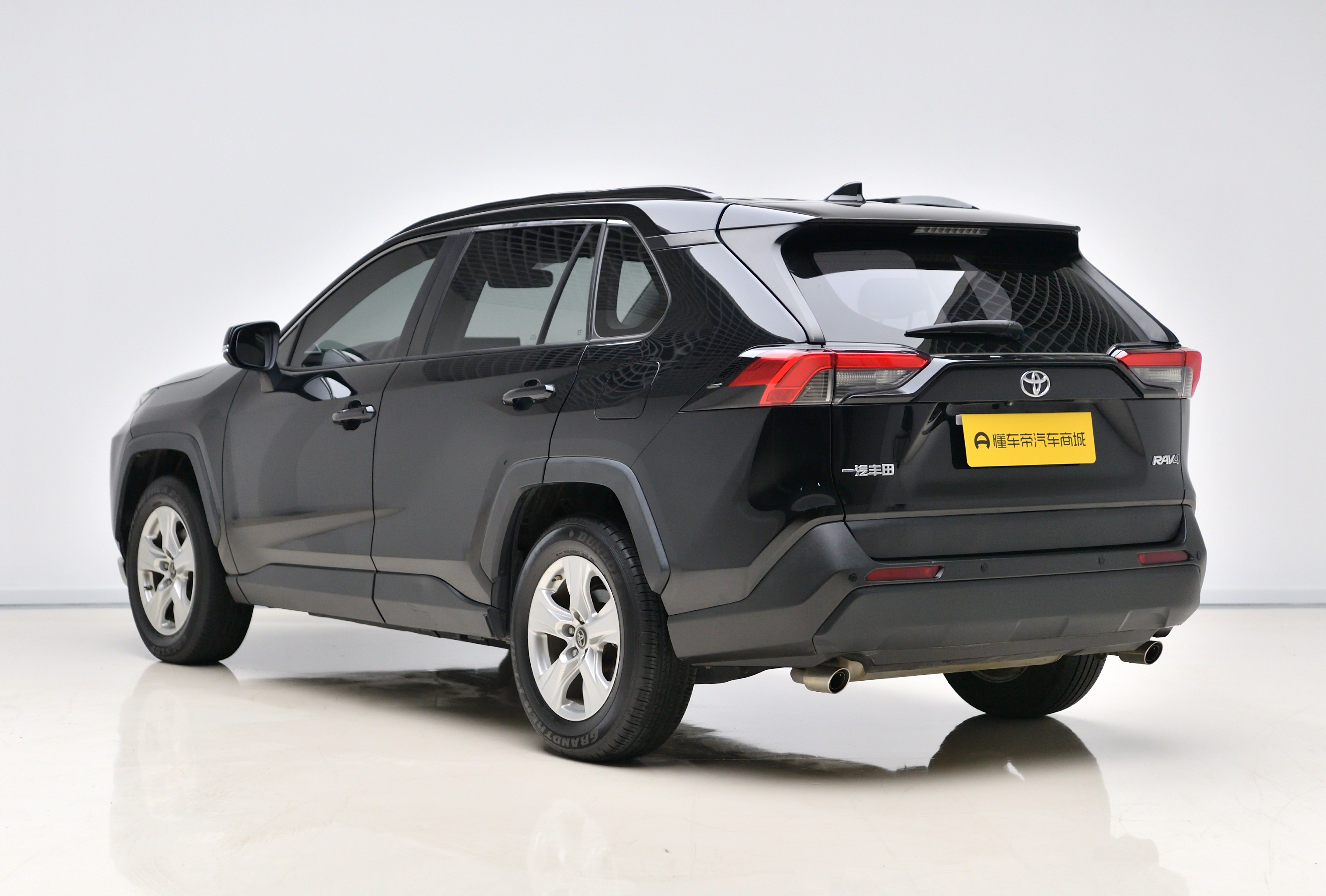Toyota RAV4 2021 car image #4
