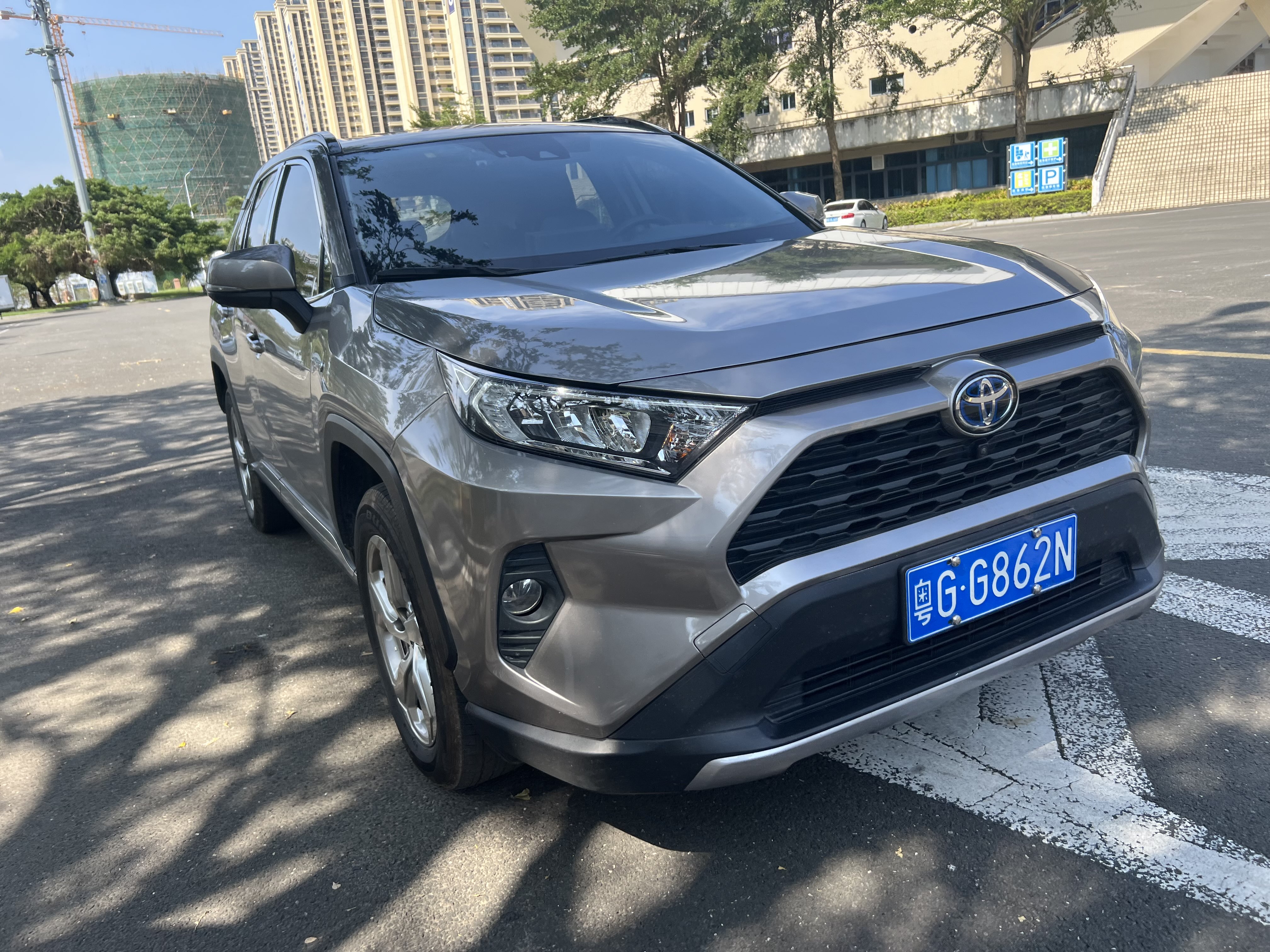 Toyota RAV4 Hybird E+ 2022 #4 Toyota RAV4 Hybird E+ 2022 immagine di auto #4