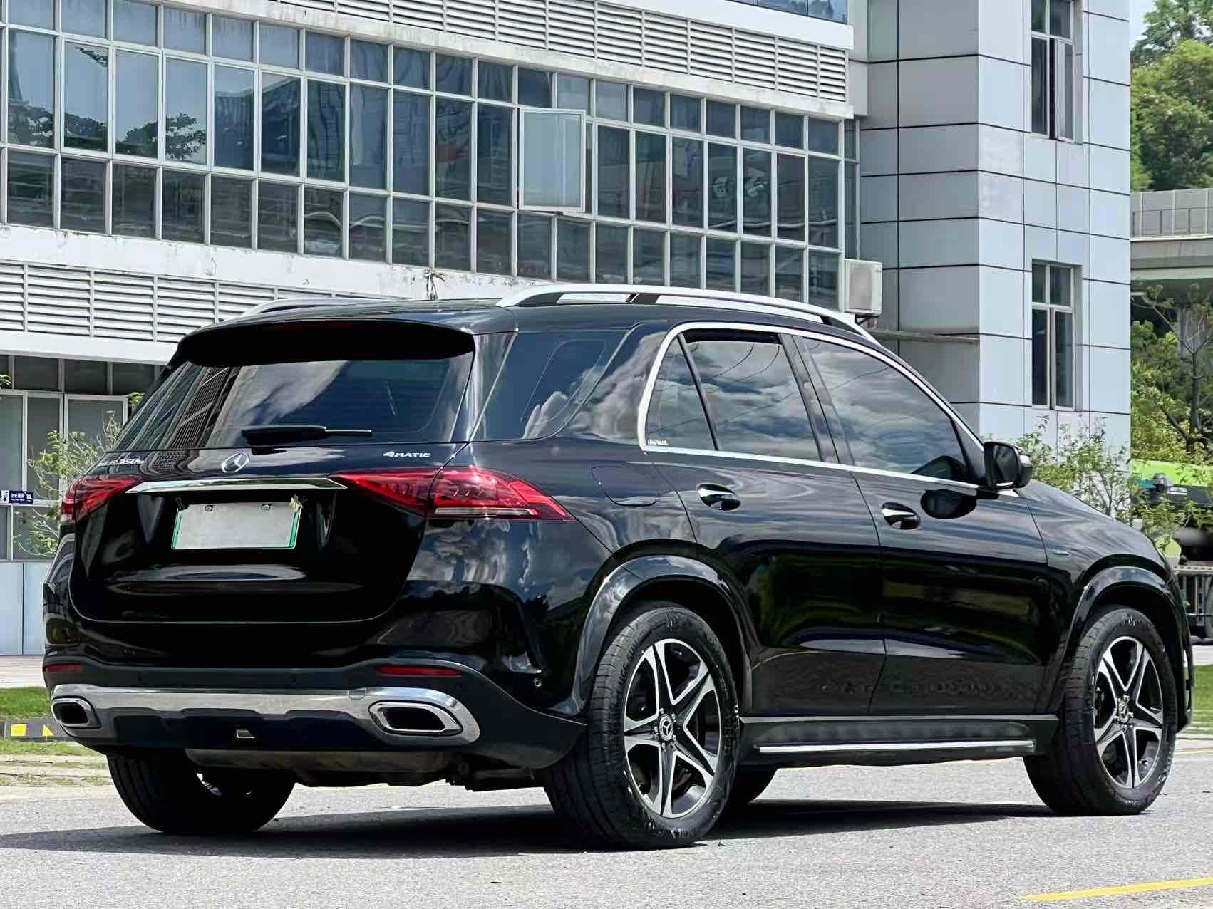 Mercedes-Benz GLE Class New Energy 2022 car image #4
