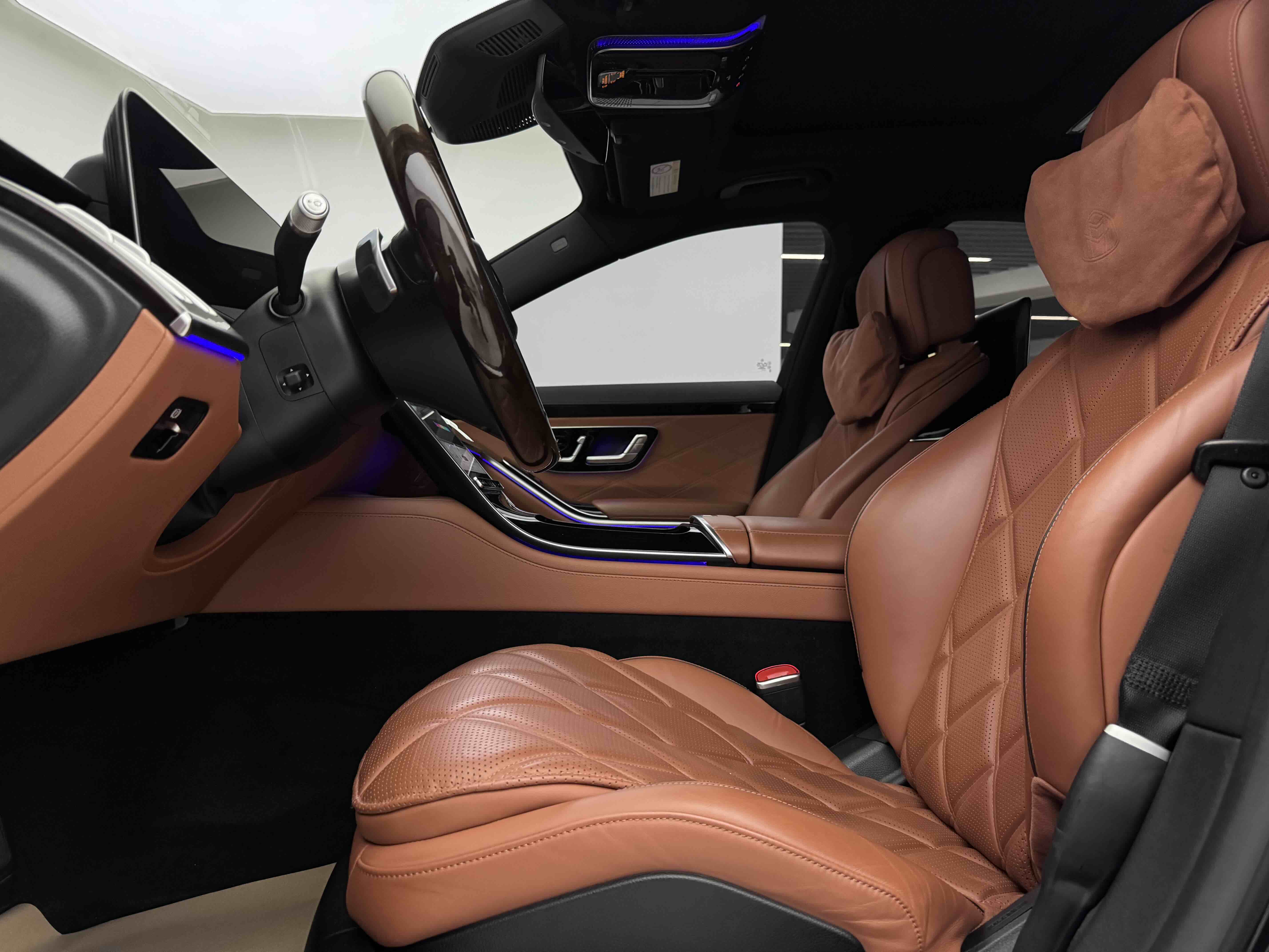 Mercedes-Benz Maybach S Class 2021 car image #4