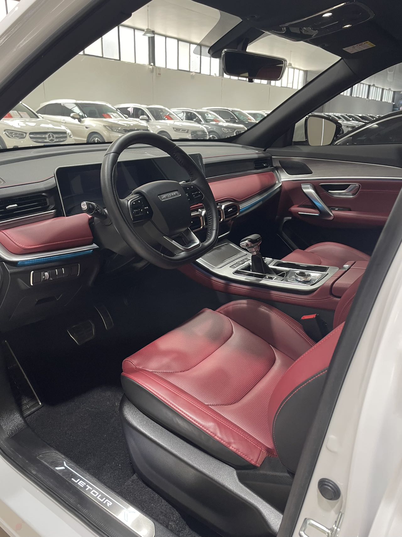 Jetour X70 PLUS 2022 #4 Jetour X70 PLUS 2022 car image #4